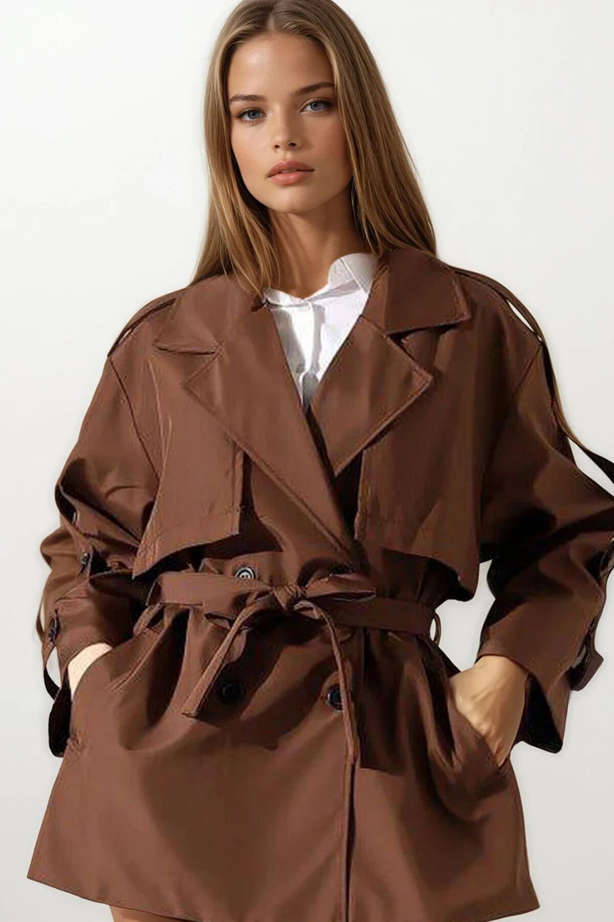 Kemer Detaylı Kruvaze Yaka Kuşak Bağlamalı Trençkot