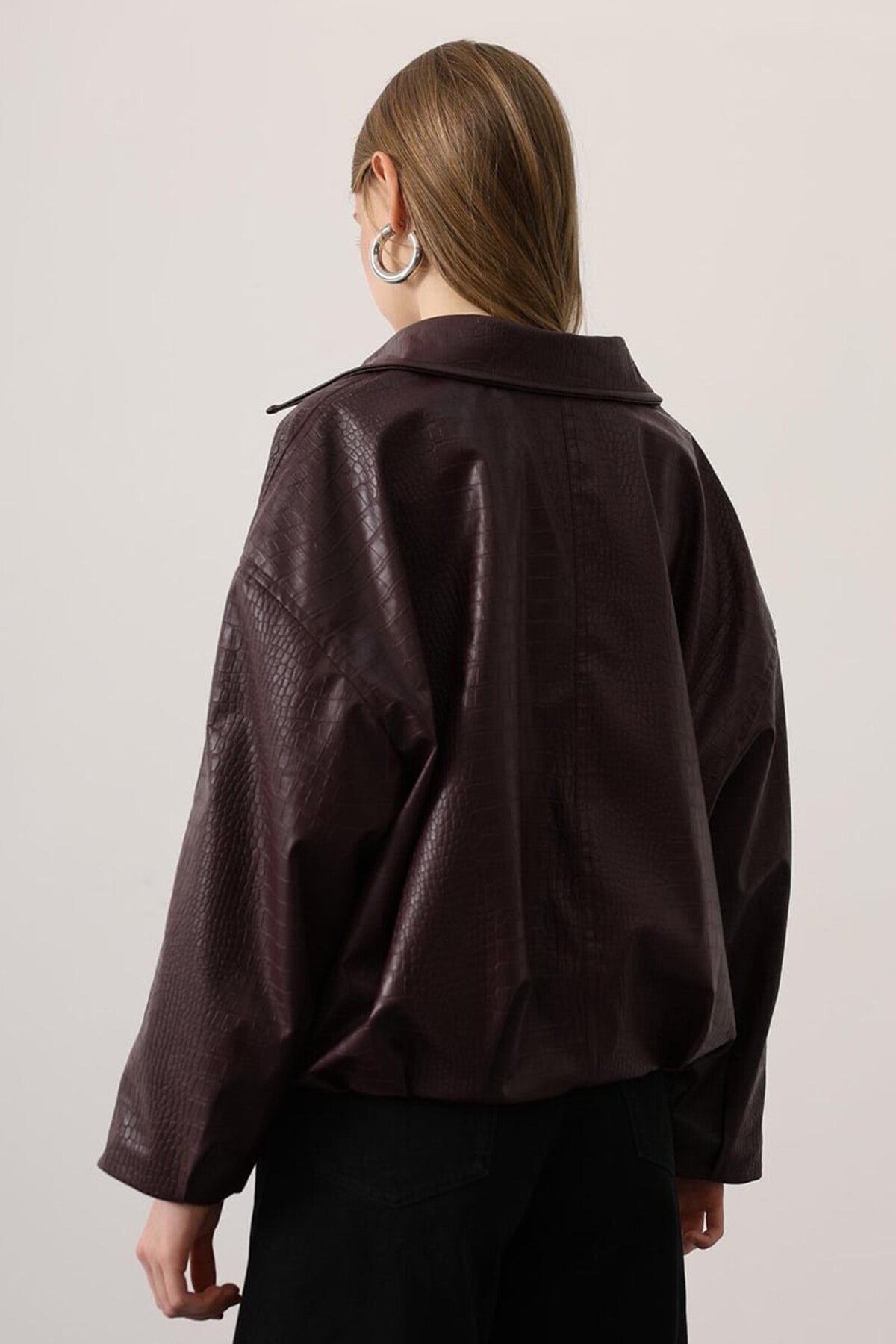 Kemer Detaylı Suni Deri Bomber Ceket