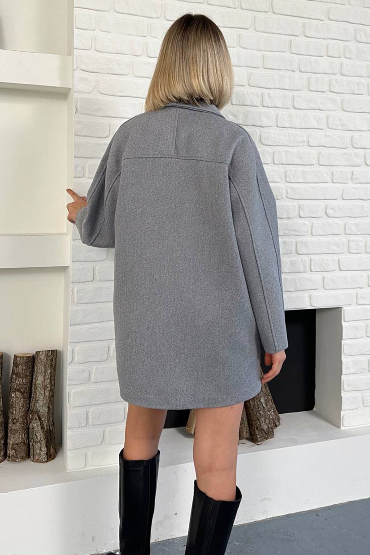 Kruvaze Düğmeli Kısa Kaban