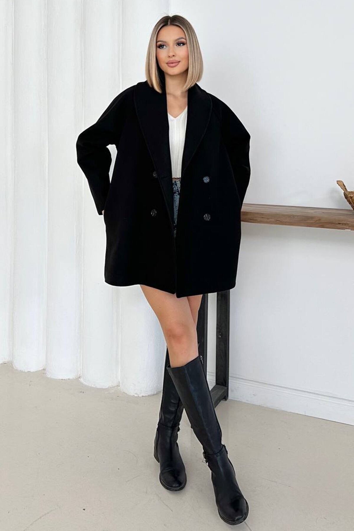 Kruvaze Düğmeli Kısa Kaban