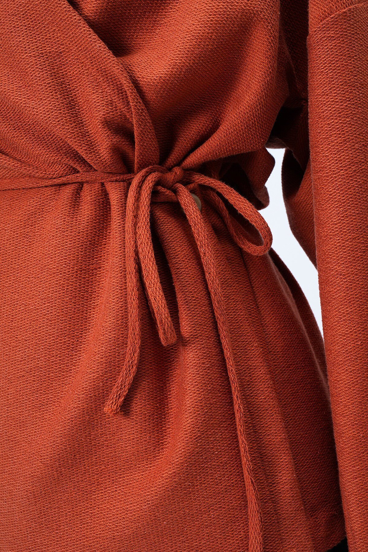 Kruvaze Kesim V Yaka Bağlama Detaylı Hırka