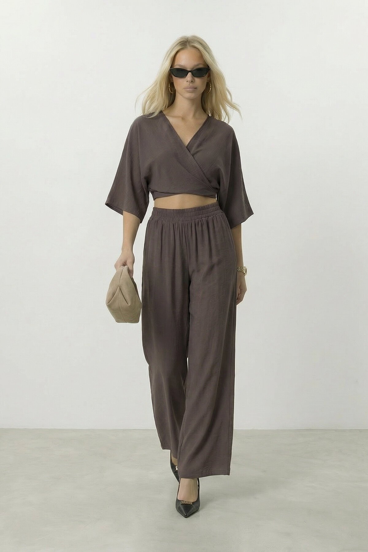 Kruvaze Yaka Bluz Ve Pantolon Takım