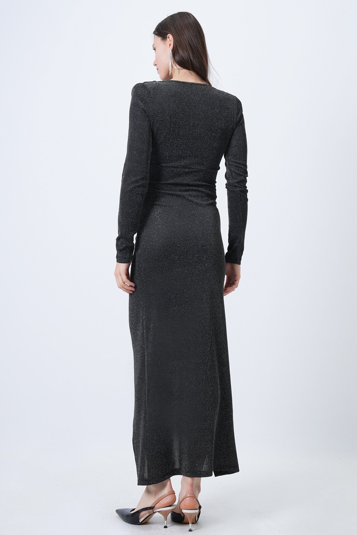 Kruvaze Yaka Drapeli Yırmaçlı Midi Boy Simli Elbise