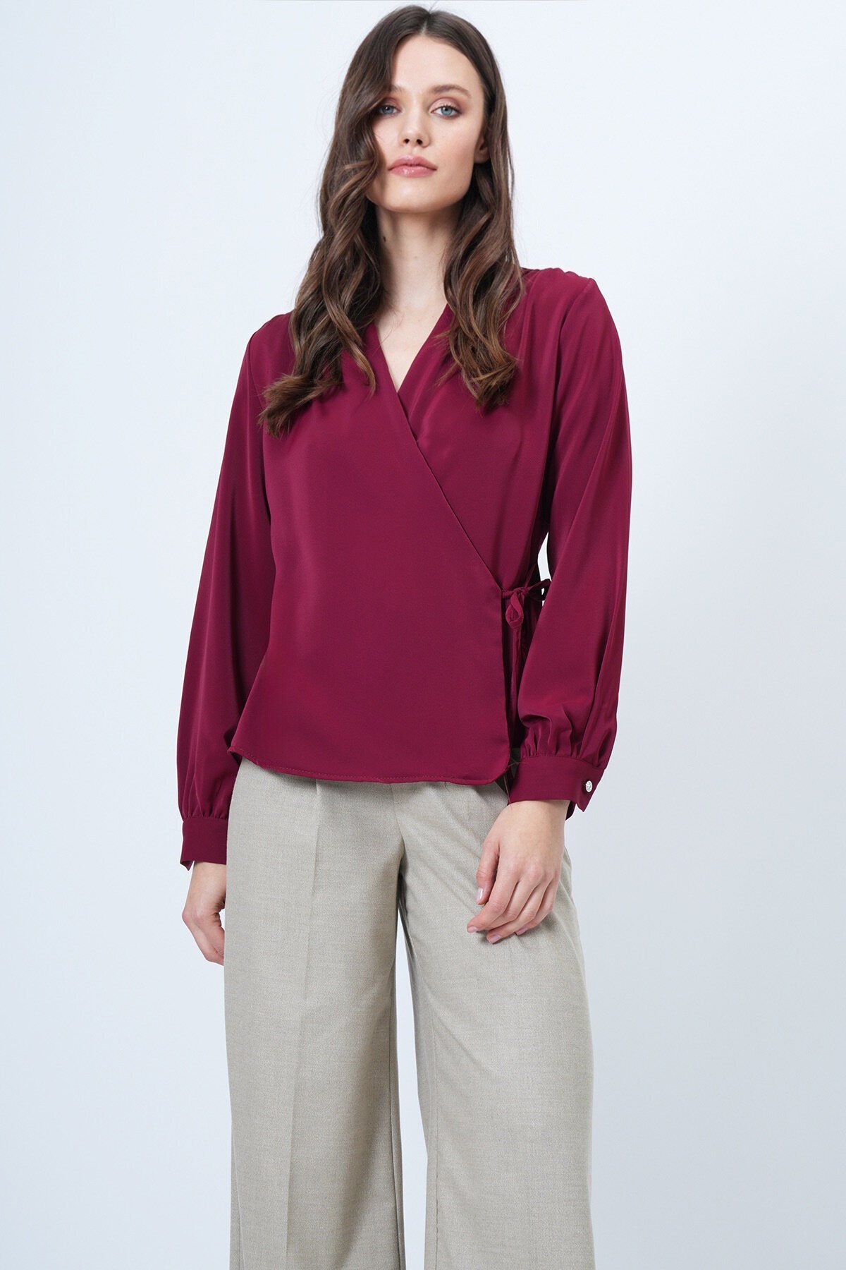 Kruvaze Yaka Yandan Bağlamalı Bluz