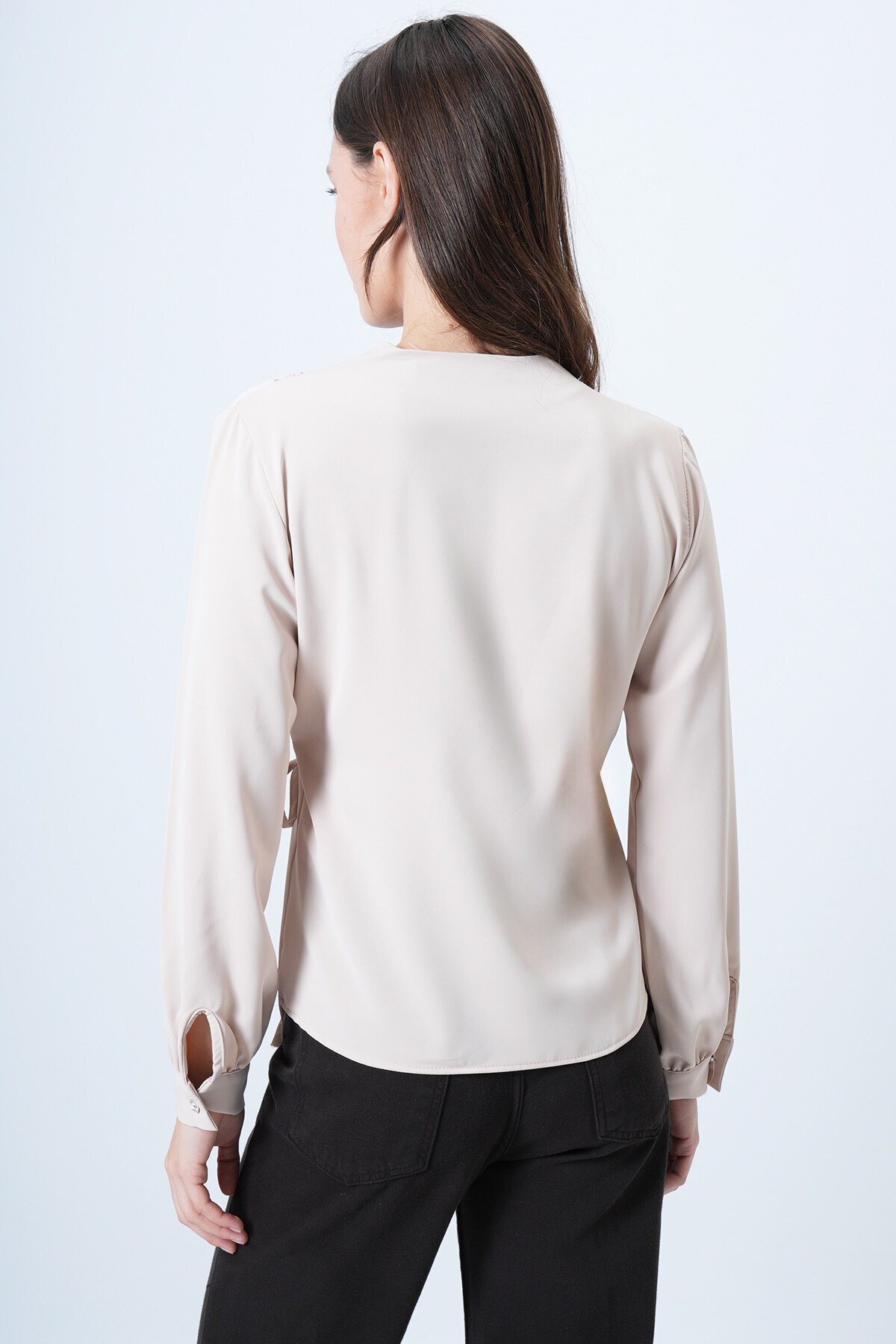 Kruvaze Yaka Yandan Bağlamalı Bluz