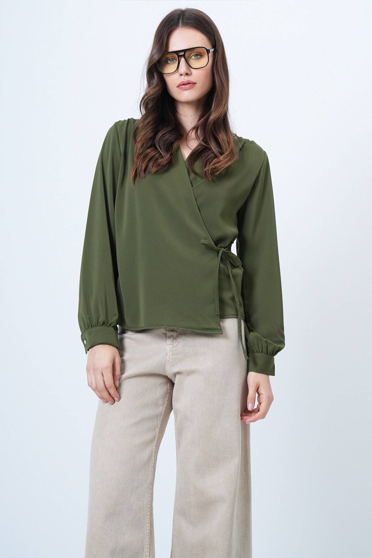 Kruvaze Yaka Yandan Bağlamalı Bluz
