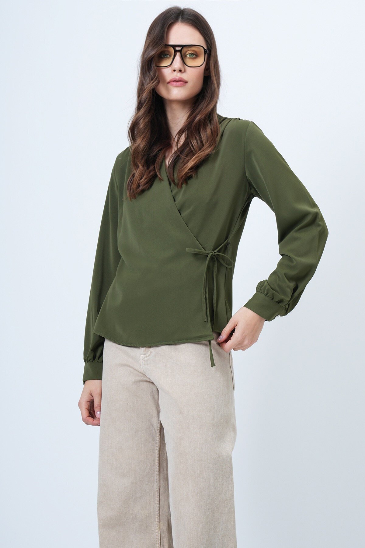 Kruvaze Yaka Yandan Bağlamalı Bluz