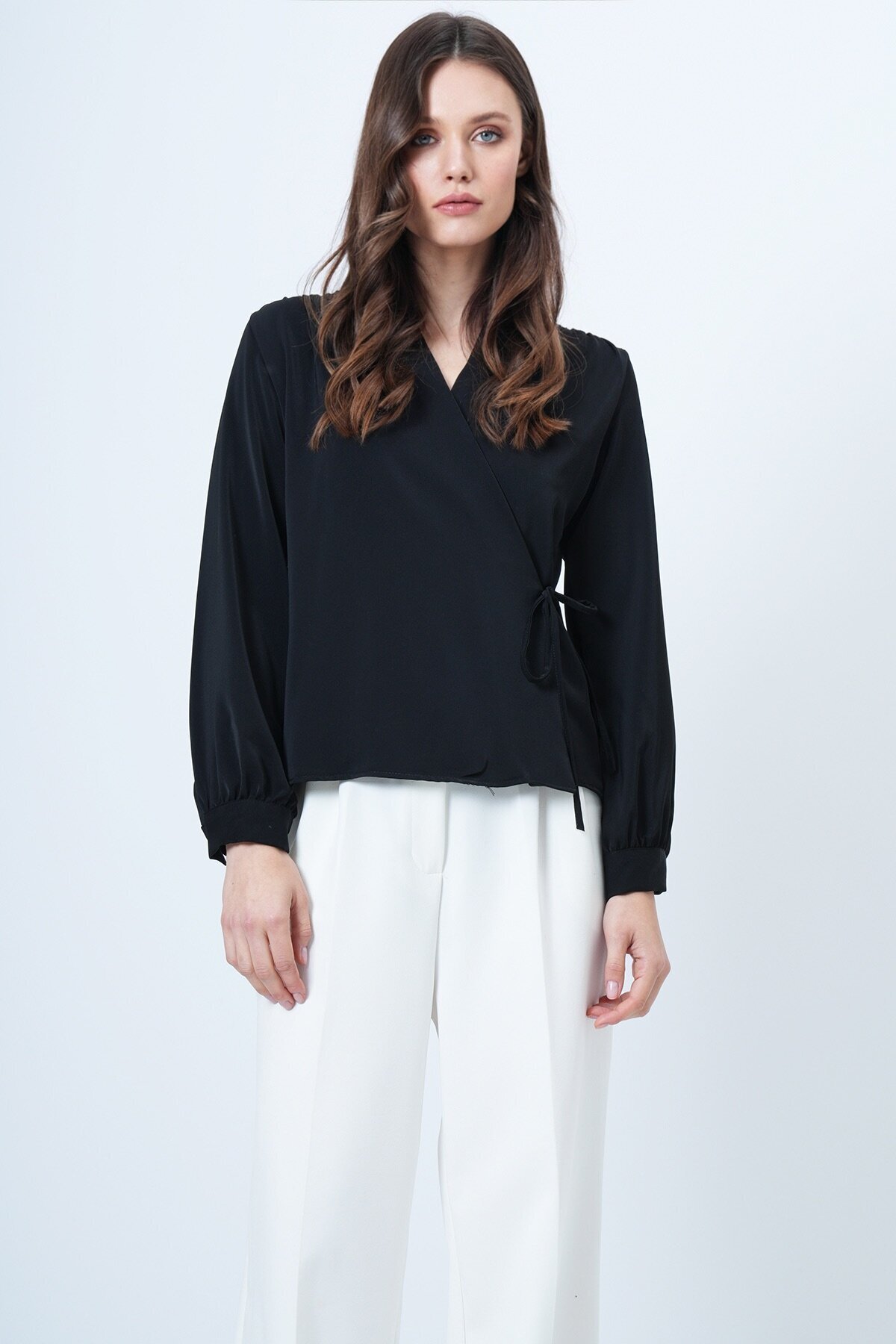 Kruvaze Yaka Yandan Bağlamalı Bluz