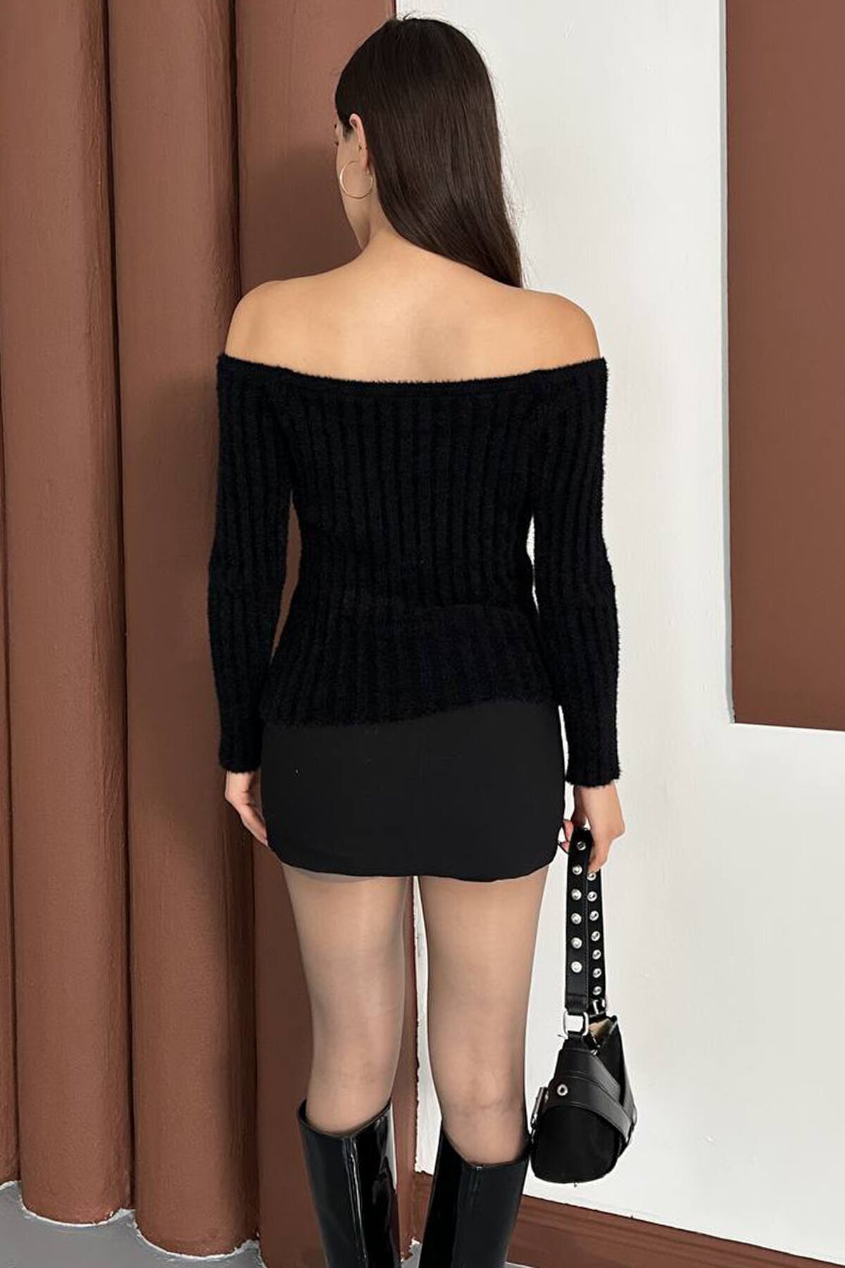 Madonna Yaka Triko Kazak