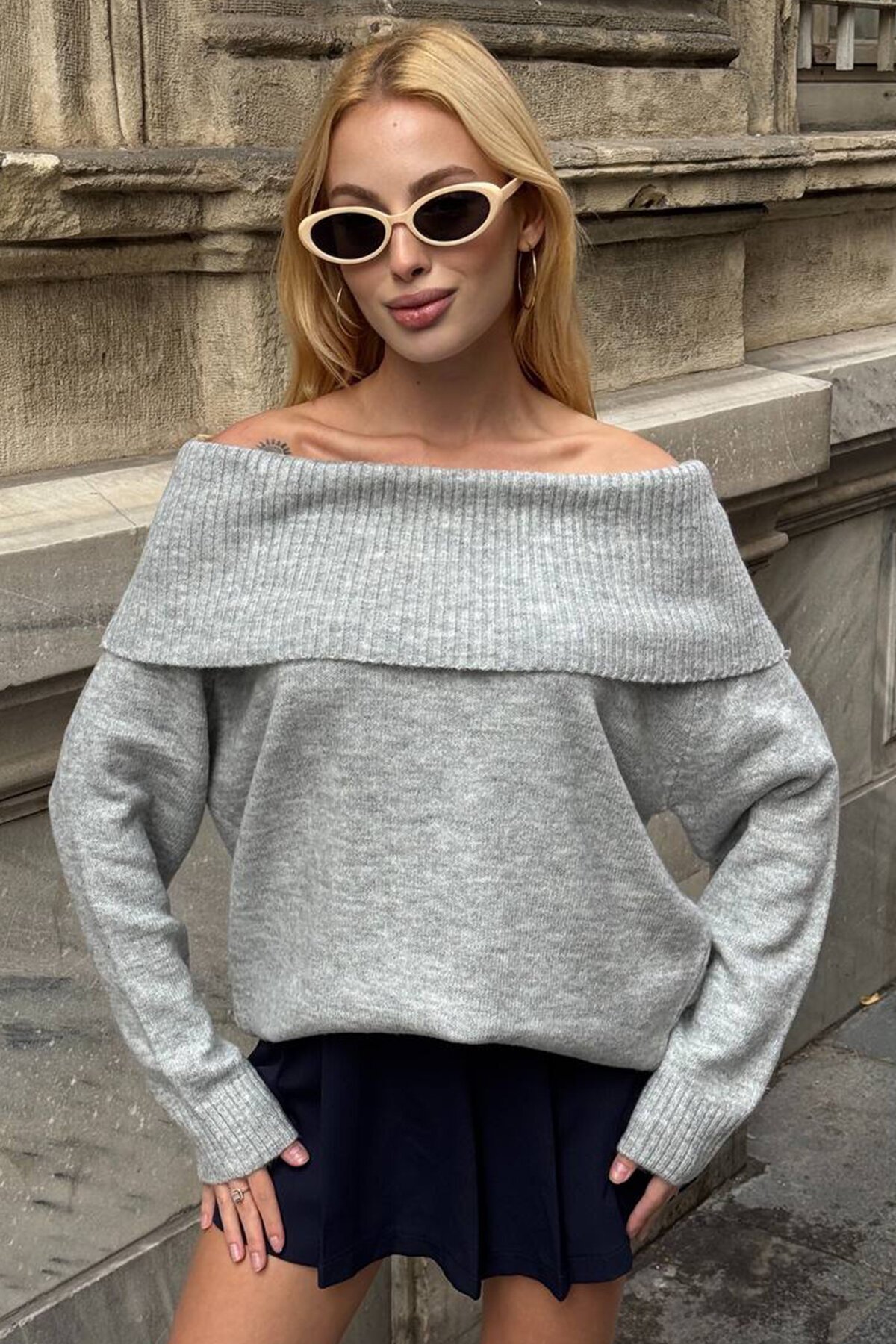 Madonna Yaka Uzun Kollu Triko Kazak