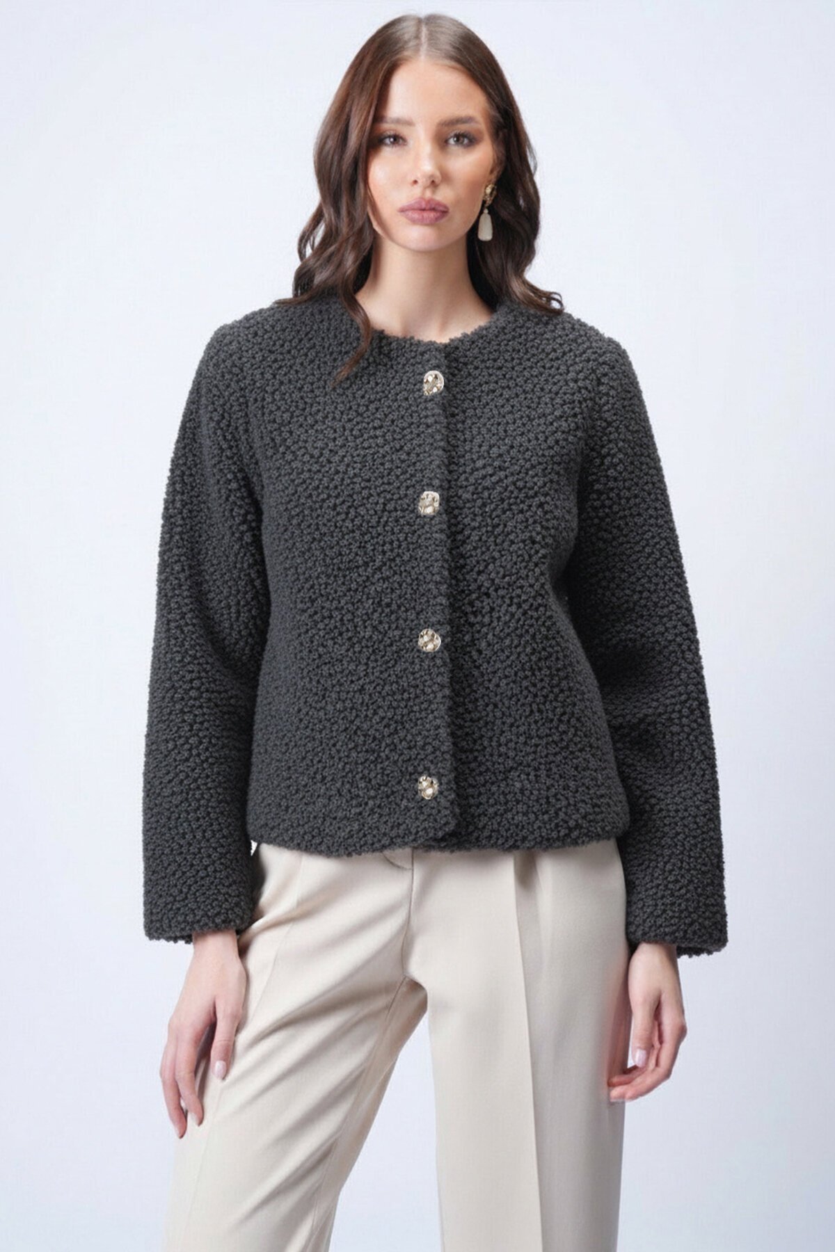 Önü Düğmeli Tüylü Ceket