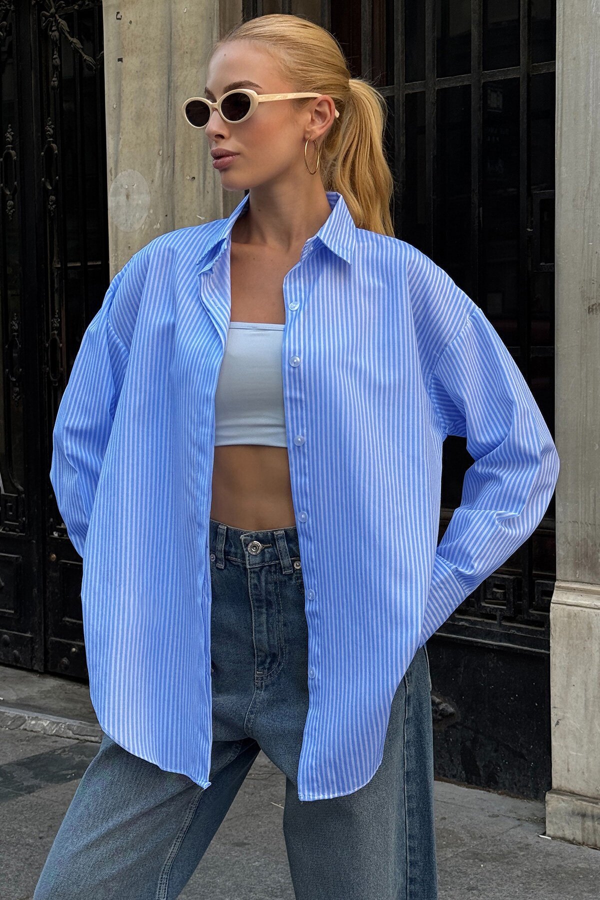 Oval Kesim Çizgili Overisze Gömlek
