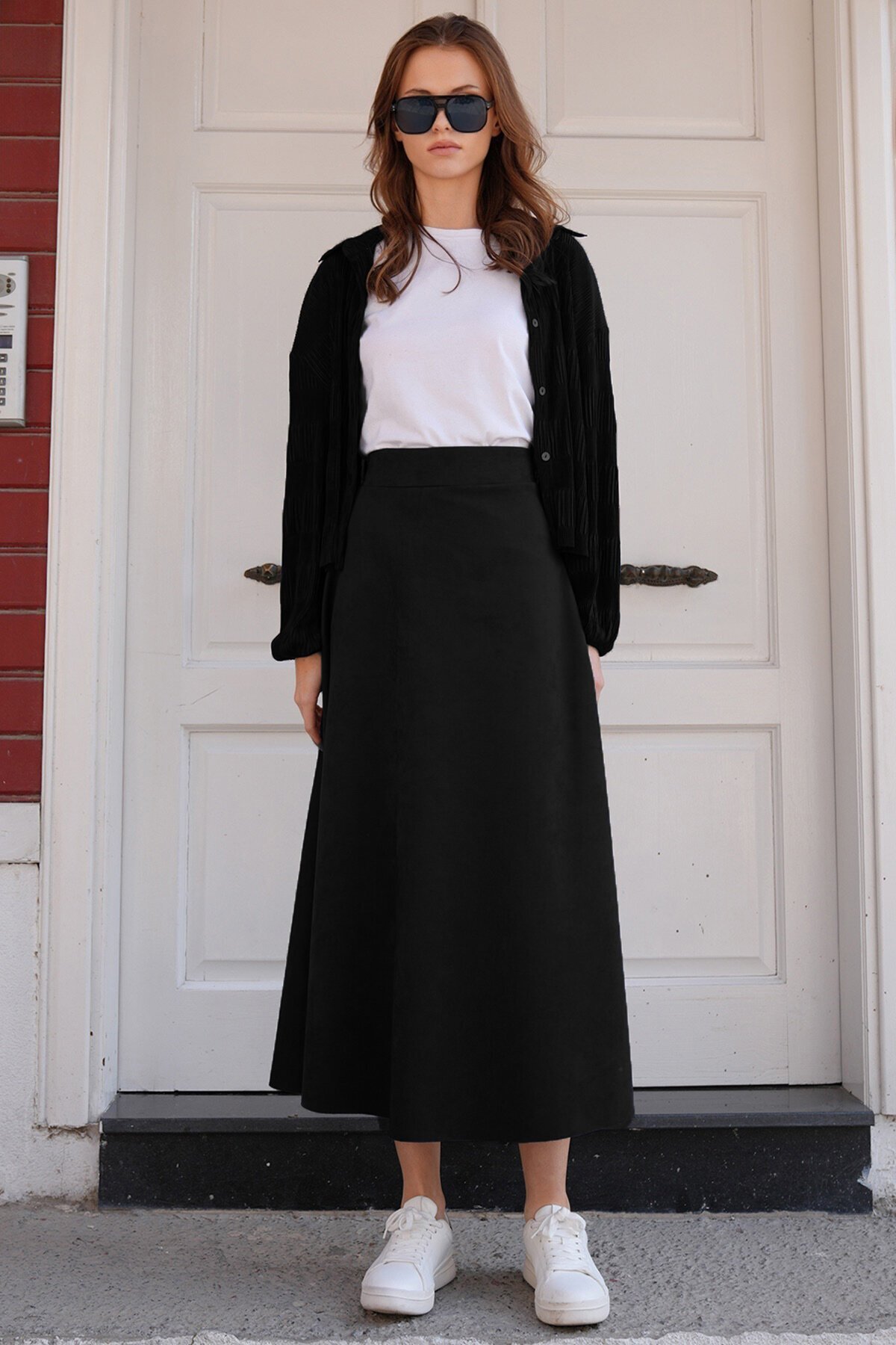 Süet Dokulu Geniş Kesim Midi Etek