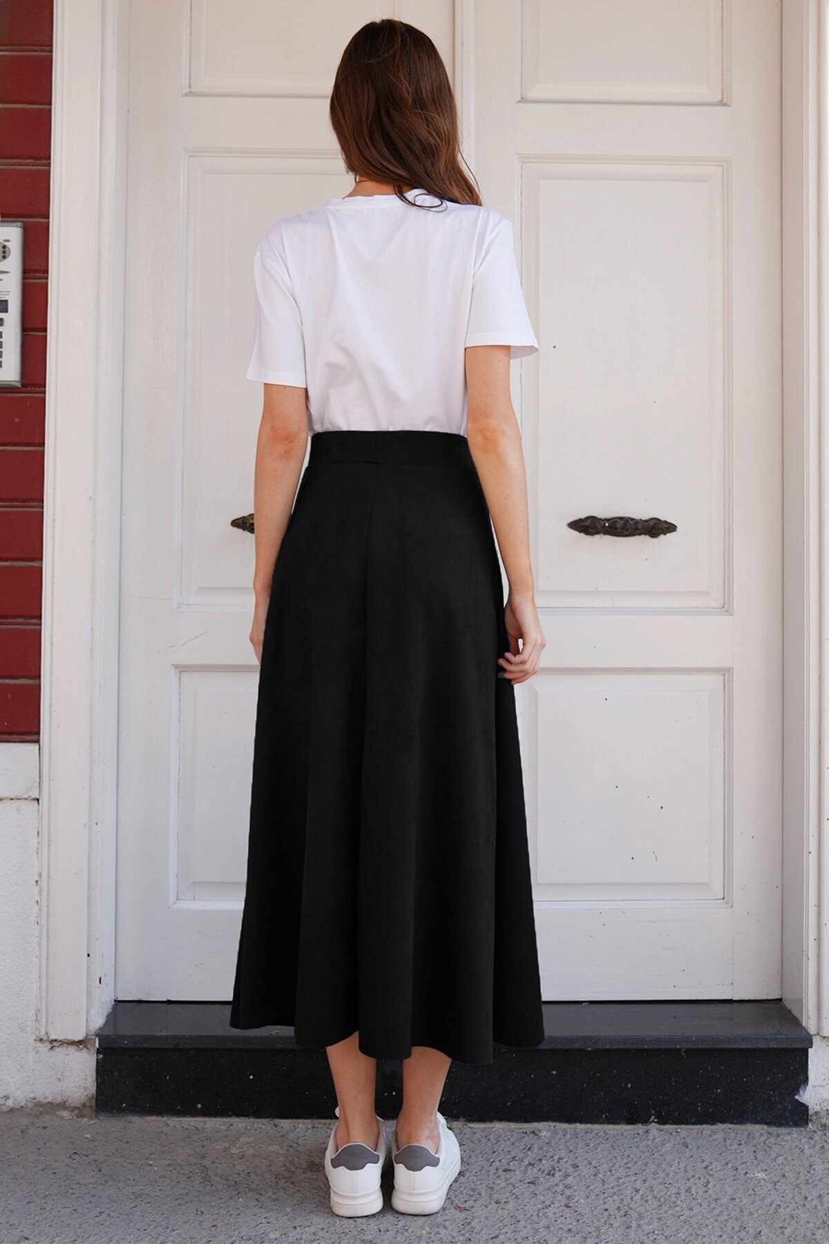 Süet Dokulu Geniş Kesim Midi Etek