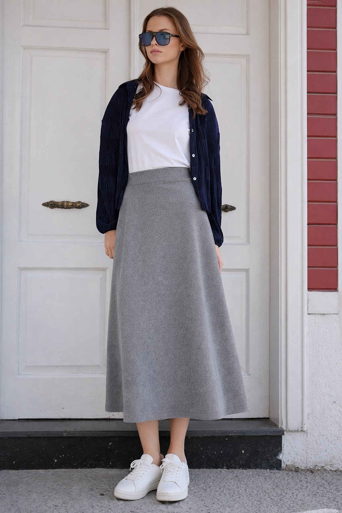 Süet Dokulu Geniş Kesim Midi Etek