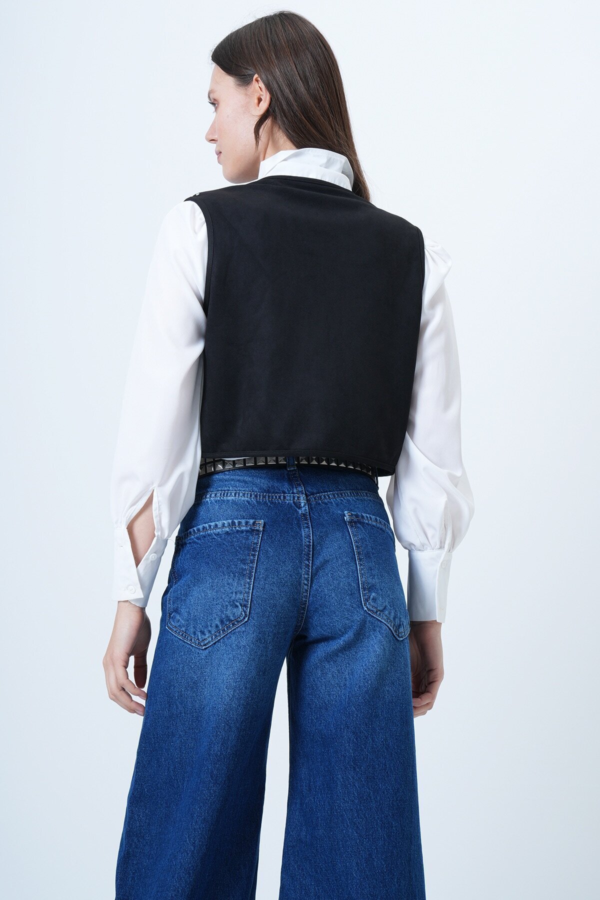 Taş İşlemeli Süet Kısa Yelek