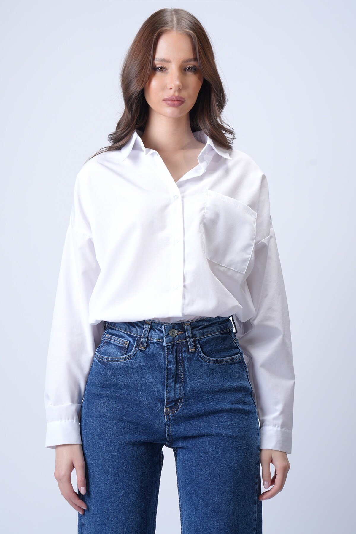 Beyaz Tek Cepli Oversize Gömlek