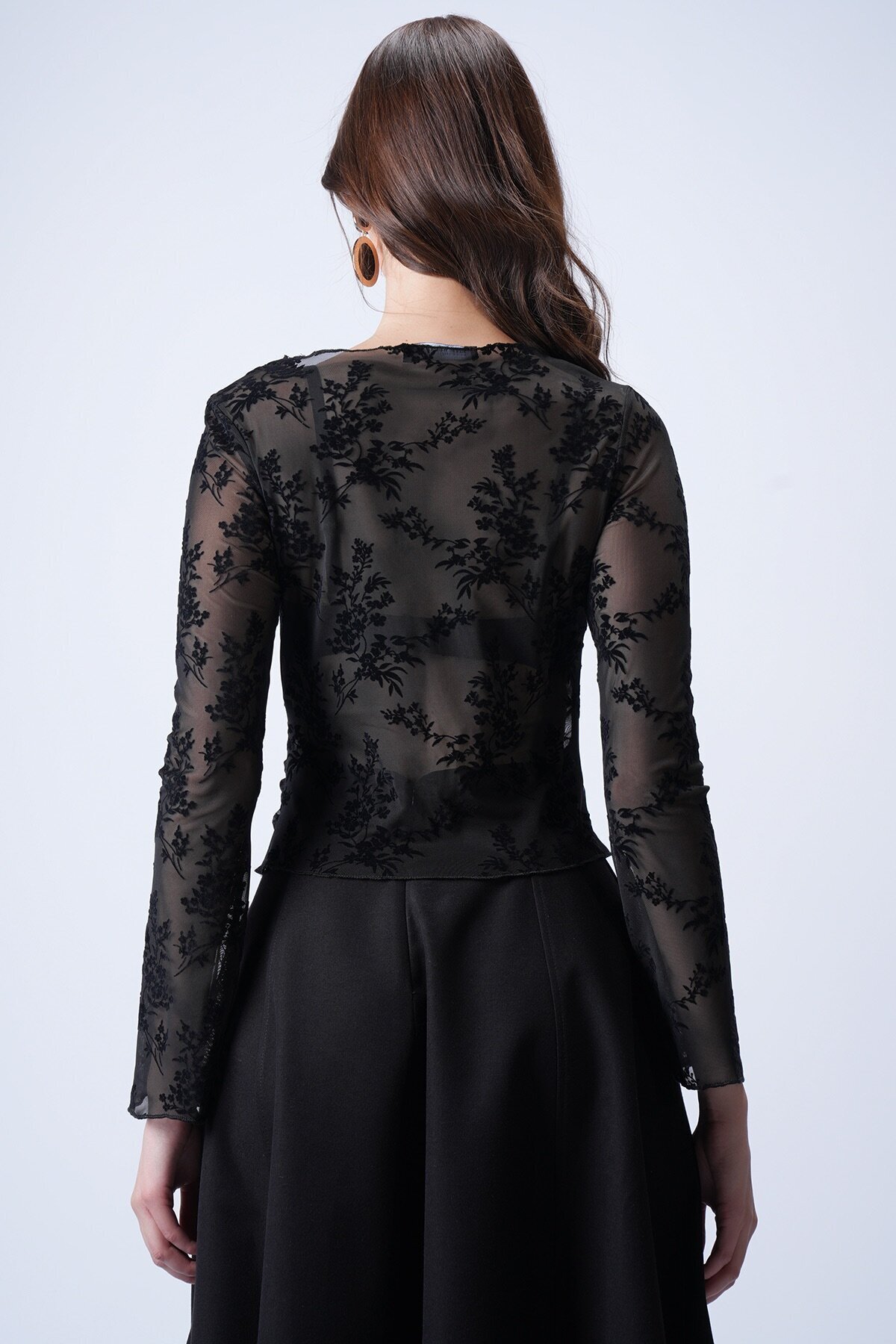 Siyah Transparan İşlemeli Bluz