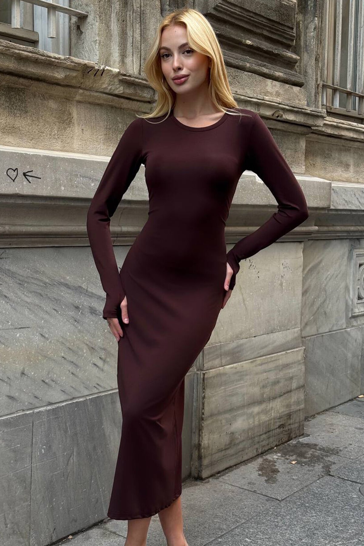 Uzun Kollu Bisiklet Yaka Dar Kesim Elbise