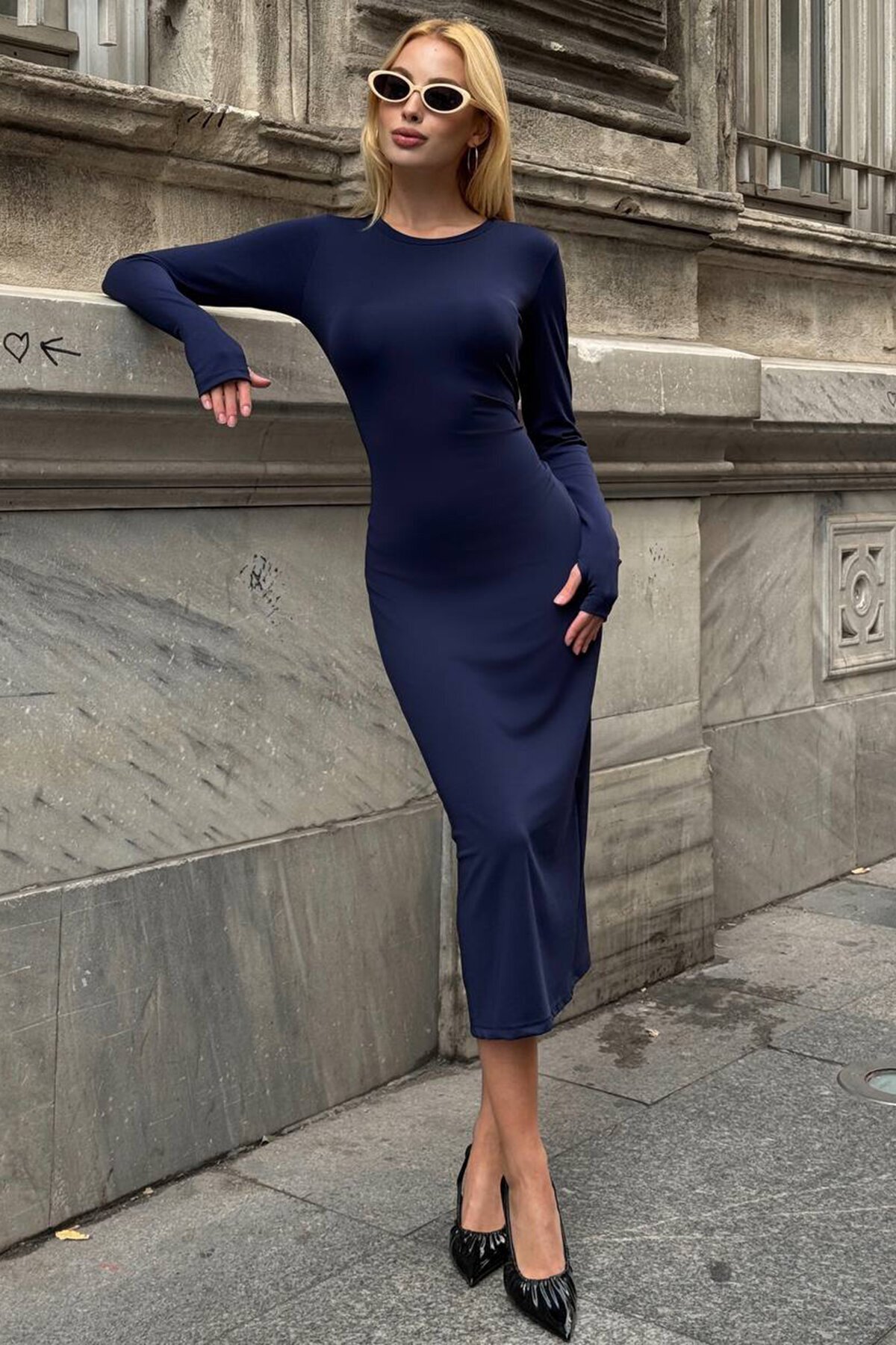 Uzun Kollu Bisiklet Yaka Dar Kesim Elbise