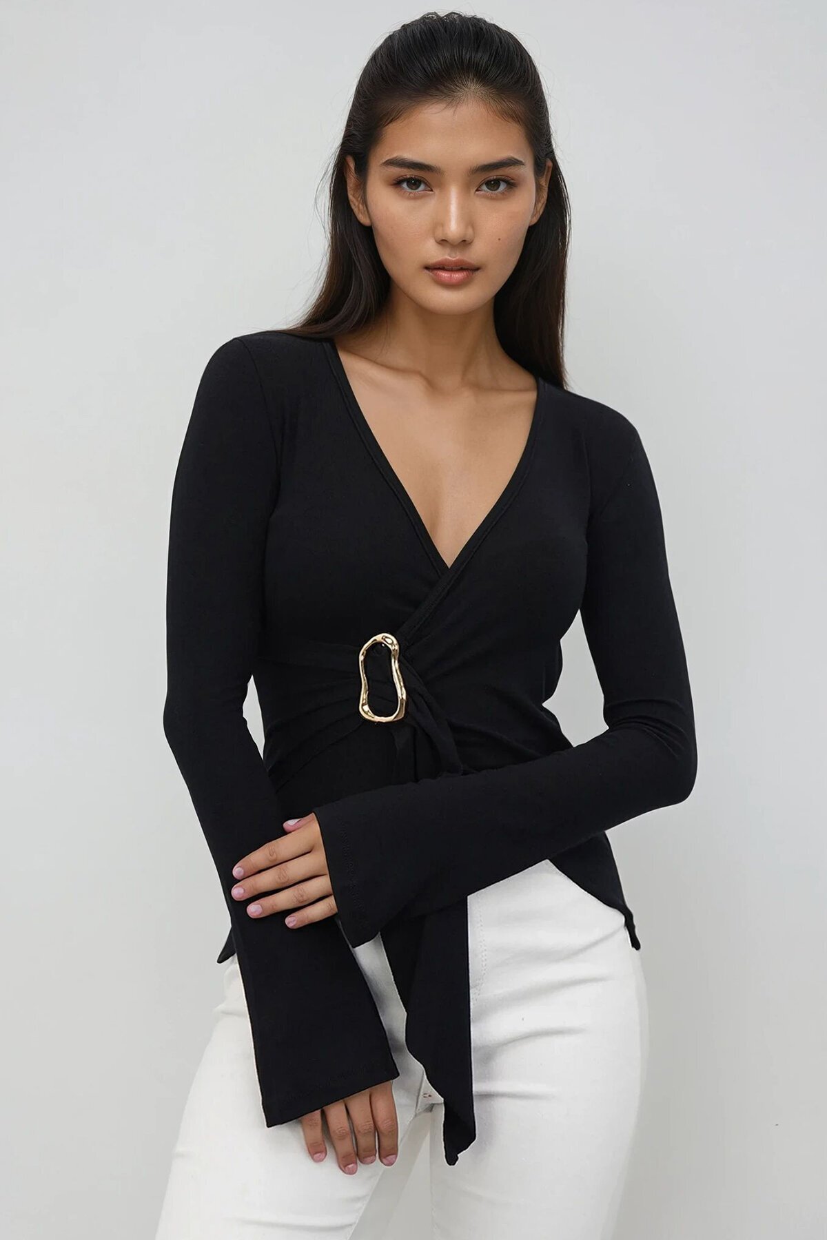 V Yaka Gold Aksesuarlı Ottaban Bluz