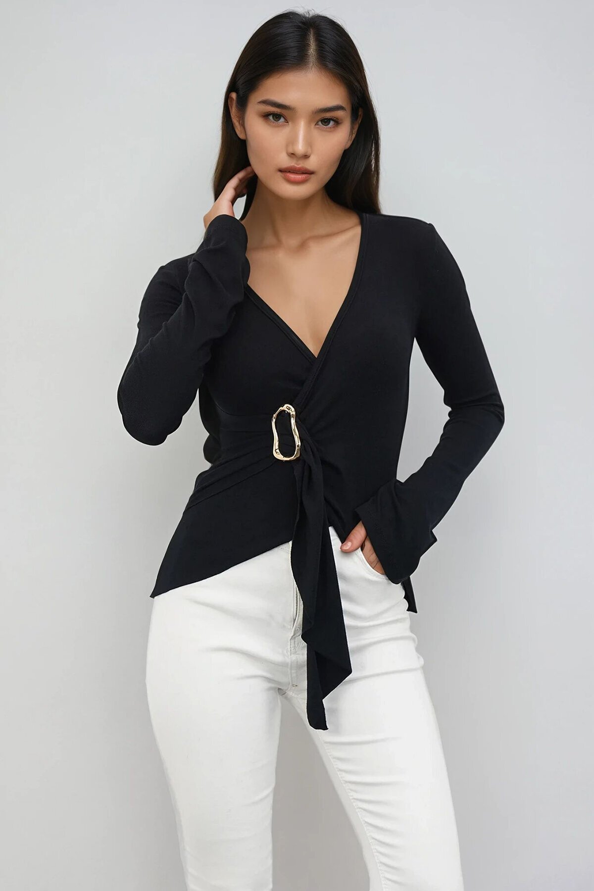 V Yaka Gold Aksesuarlı Ottaban Bluz