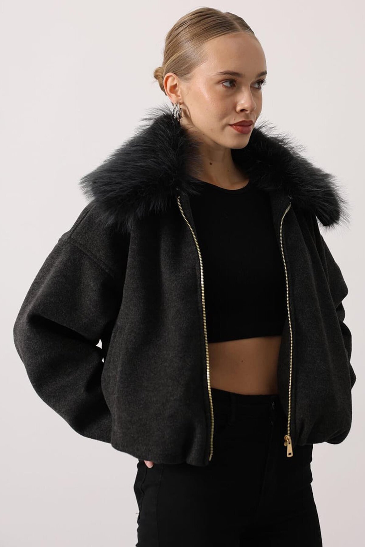 Yakası Kürklü Fermuar Kapamalı Bomber Kaşe Ceket