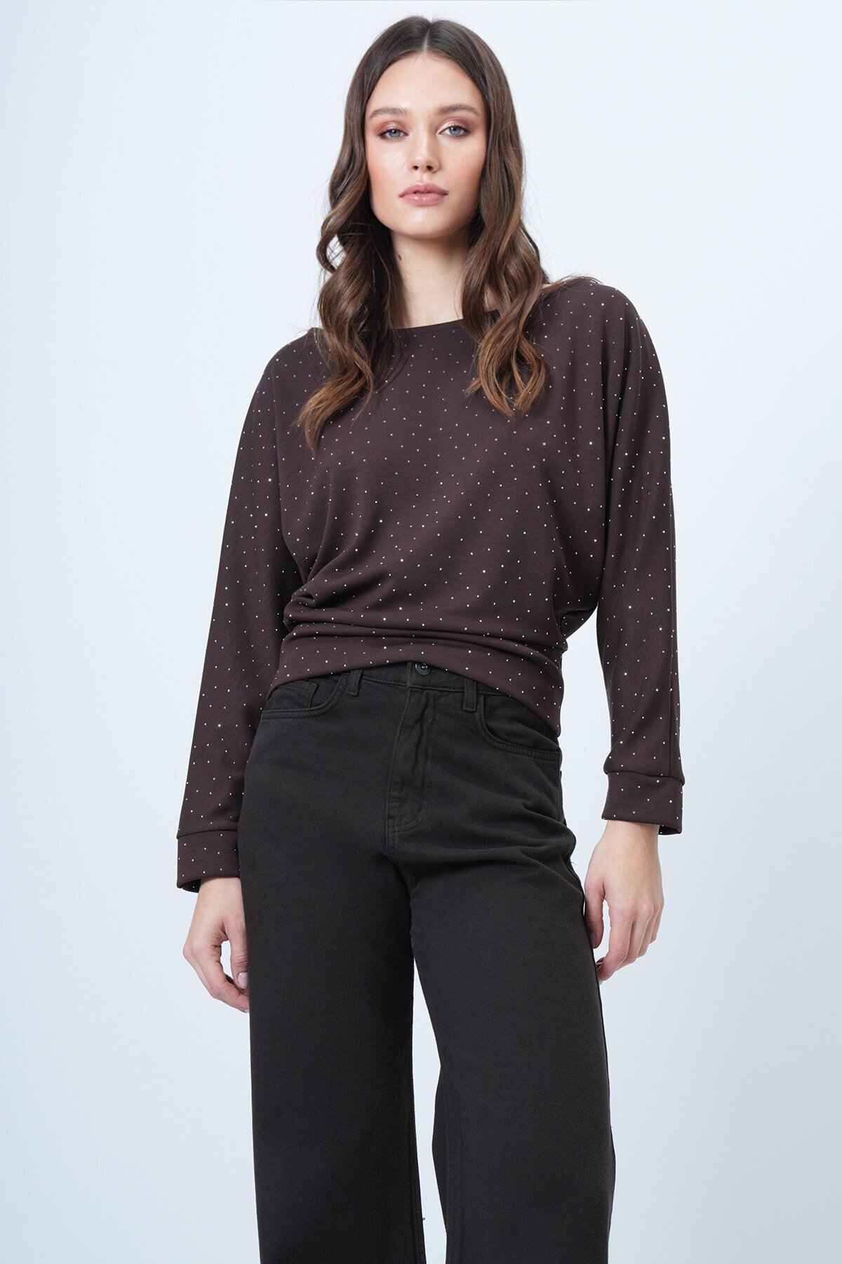 Yarasa Kol Taş Detaylı Kayık Yaka Bluz