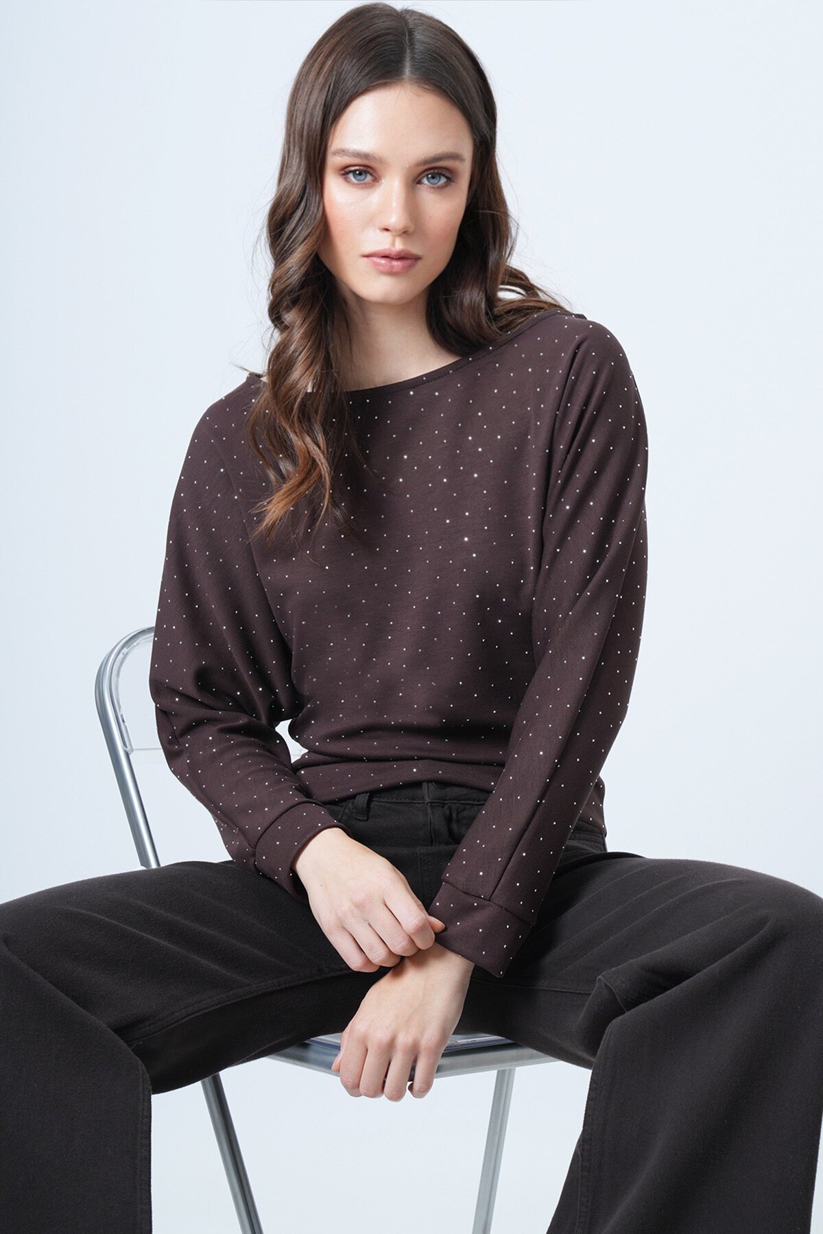 Yarasa Kol Taş Detaylı Kayık Yaka Bluz