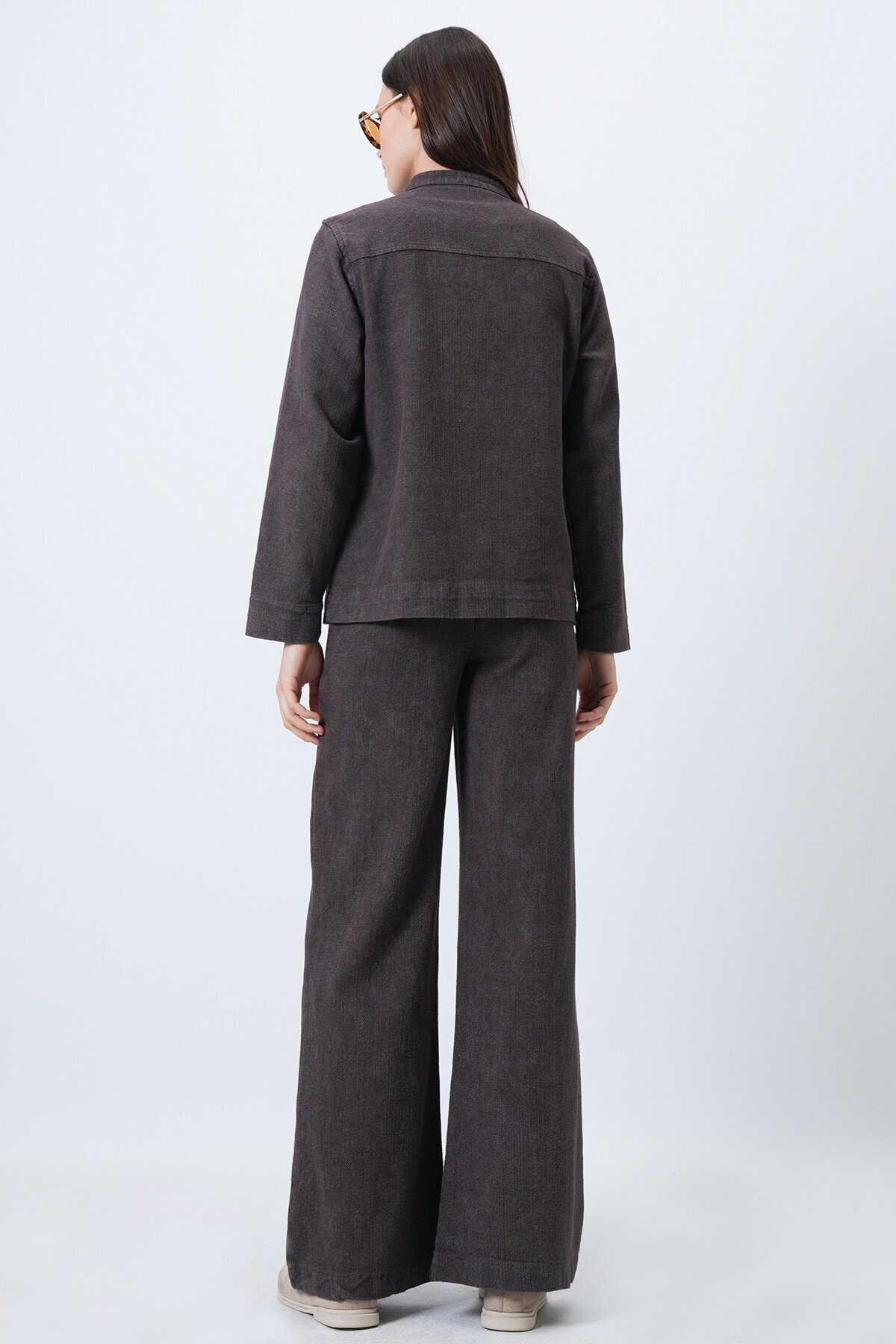 Yıkamalı Bağlama Detaylı Ceket ve Geniş Paça Pantolon Takım