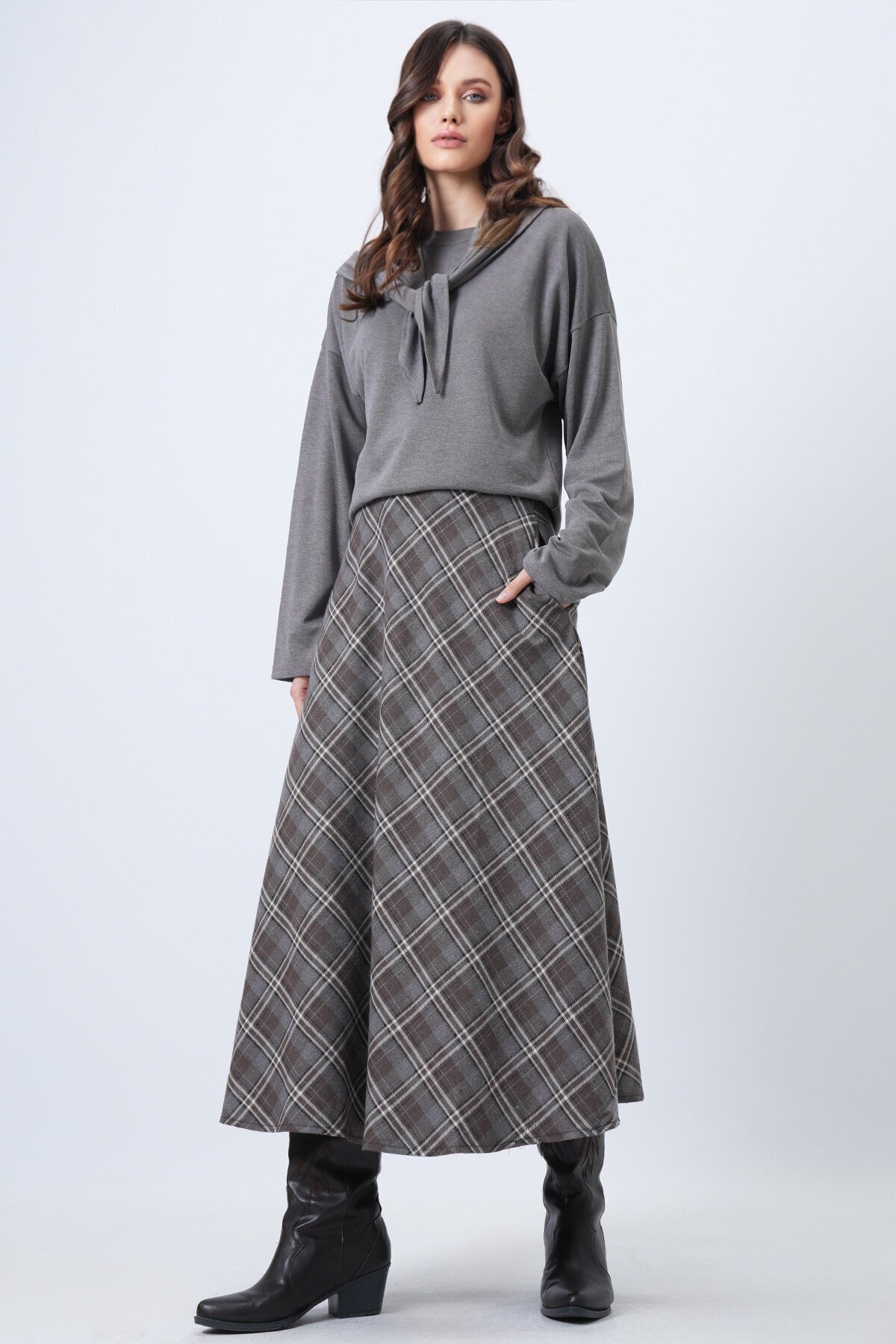 Yüksek Bel Ekose Desenli Midi Etek