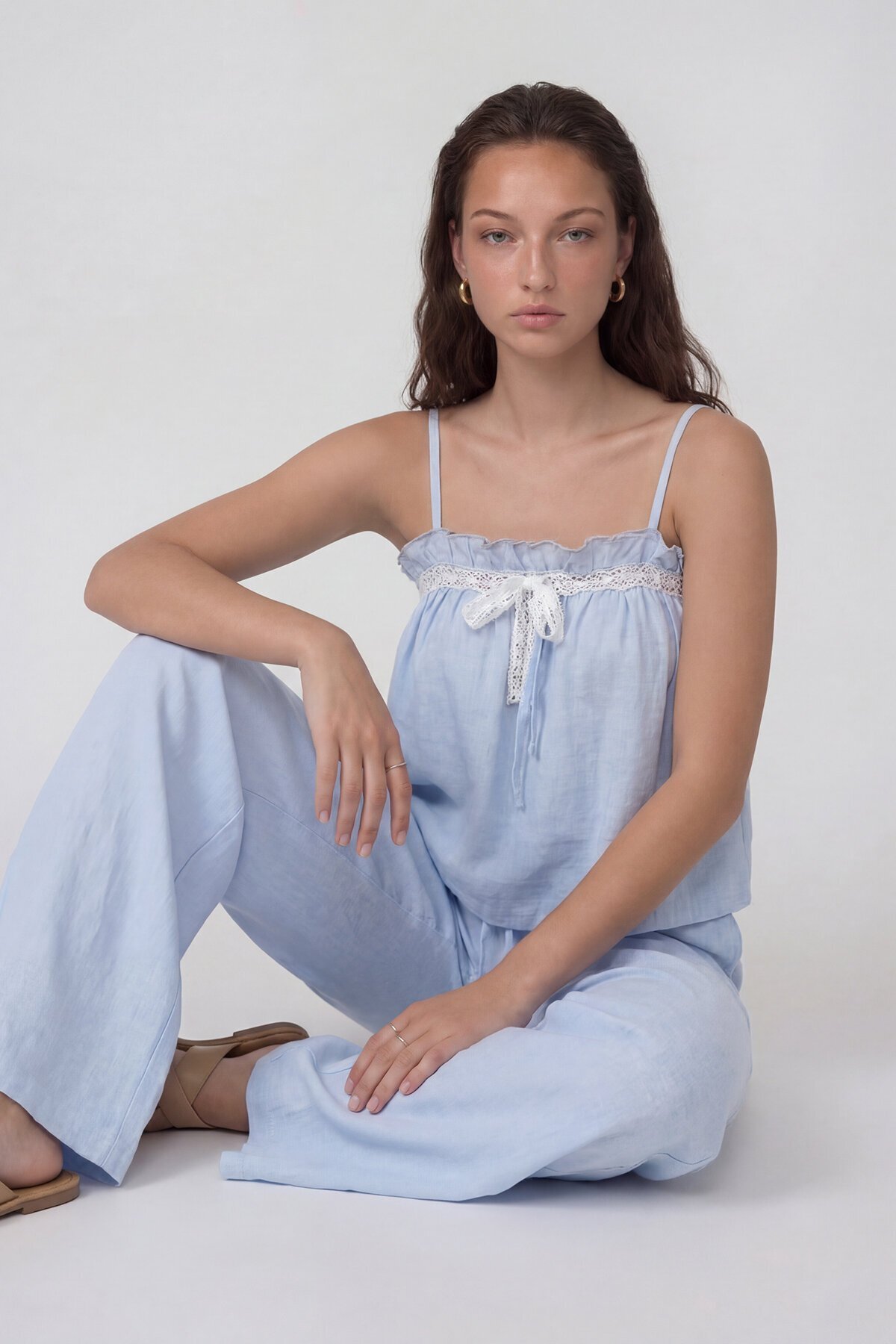 Askılı Dantel Detaylı Bluz Ve Pantolon Takım