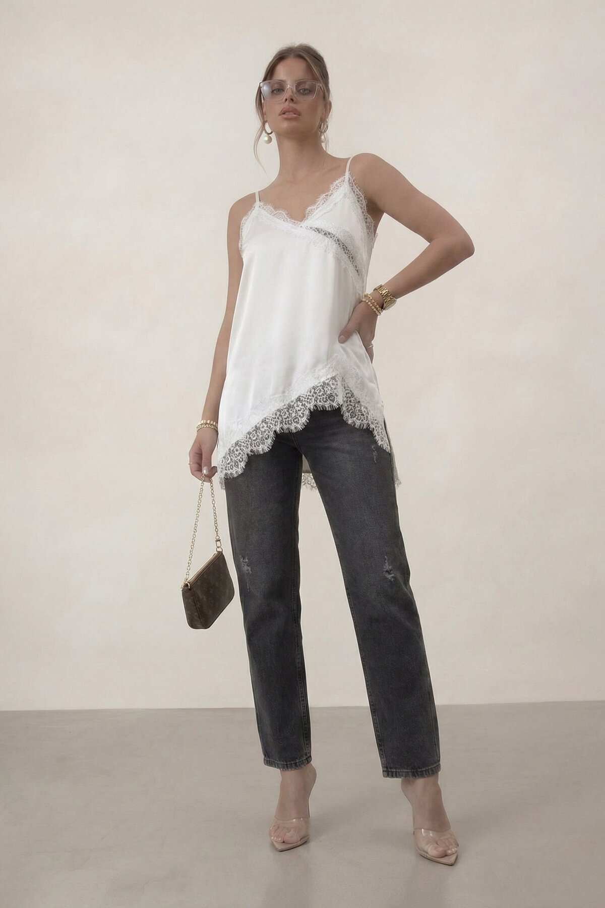 Askılı Dantel Detaylı Saten Bluz