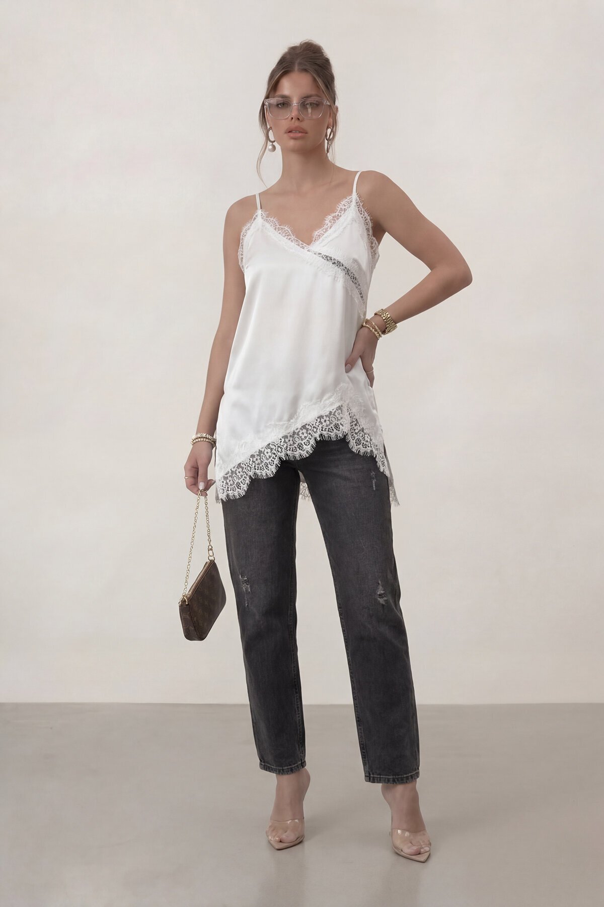 Askılı Dantel Detaylı Saten Bluz