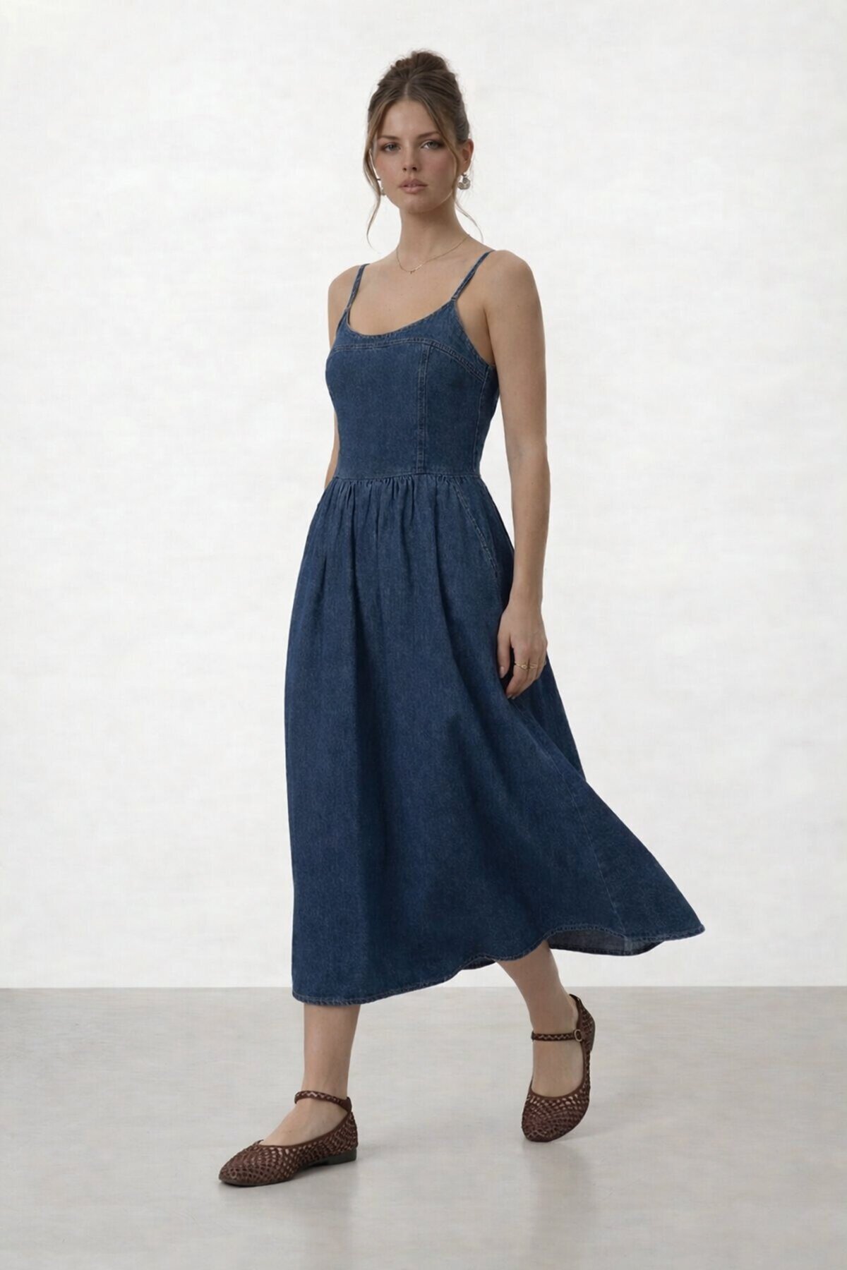 Askılı Denim Katlı Midi Elbise