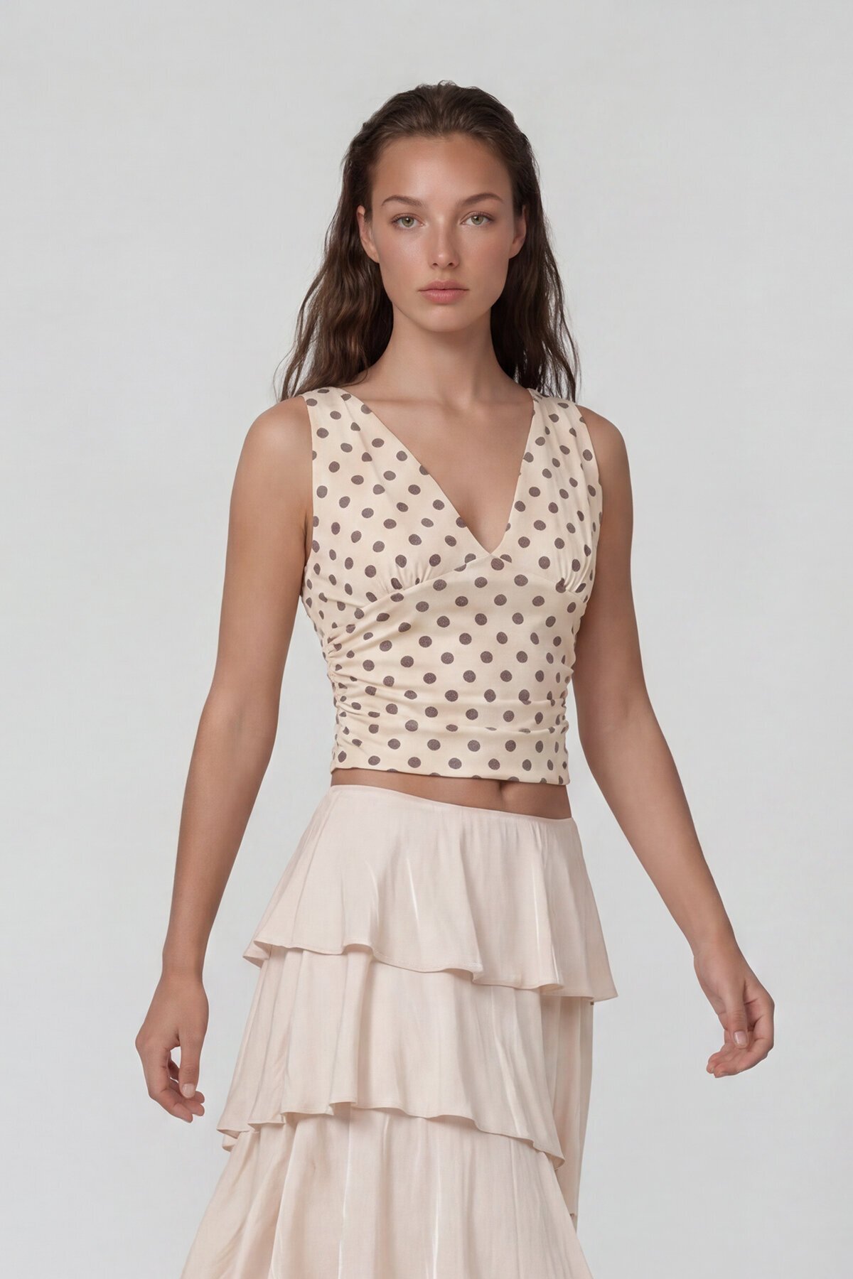 Askılı Drape Detaylı Puantiyeli Crop Bluz