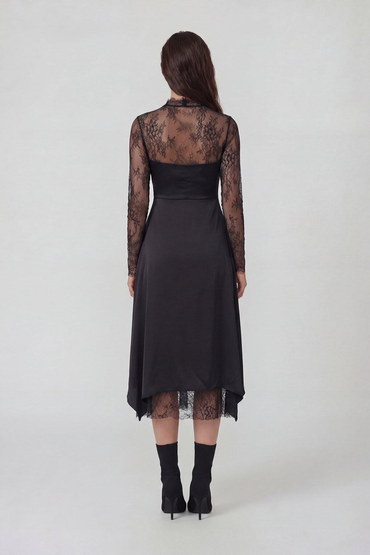 Ayarlanabilinir Askılı İçi Astarlı Saten Elbise Ve Dantel Bluz Takım