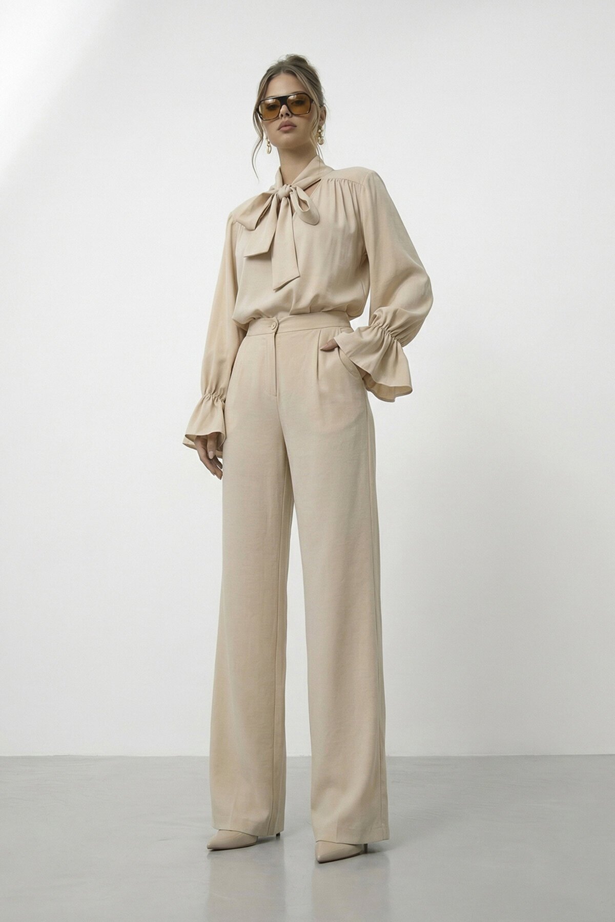 Bağlama Yaka İspanyol Kol Bluz Ve Geniş Paça Pantolon Takım