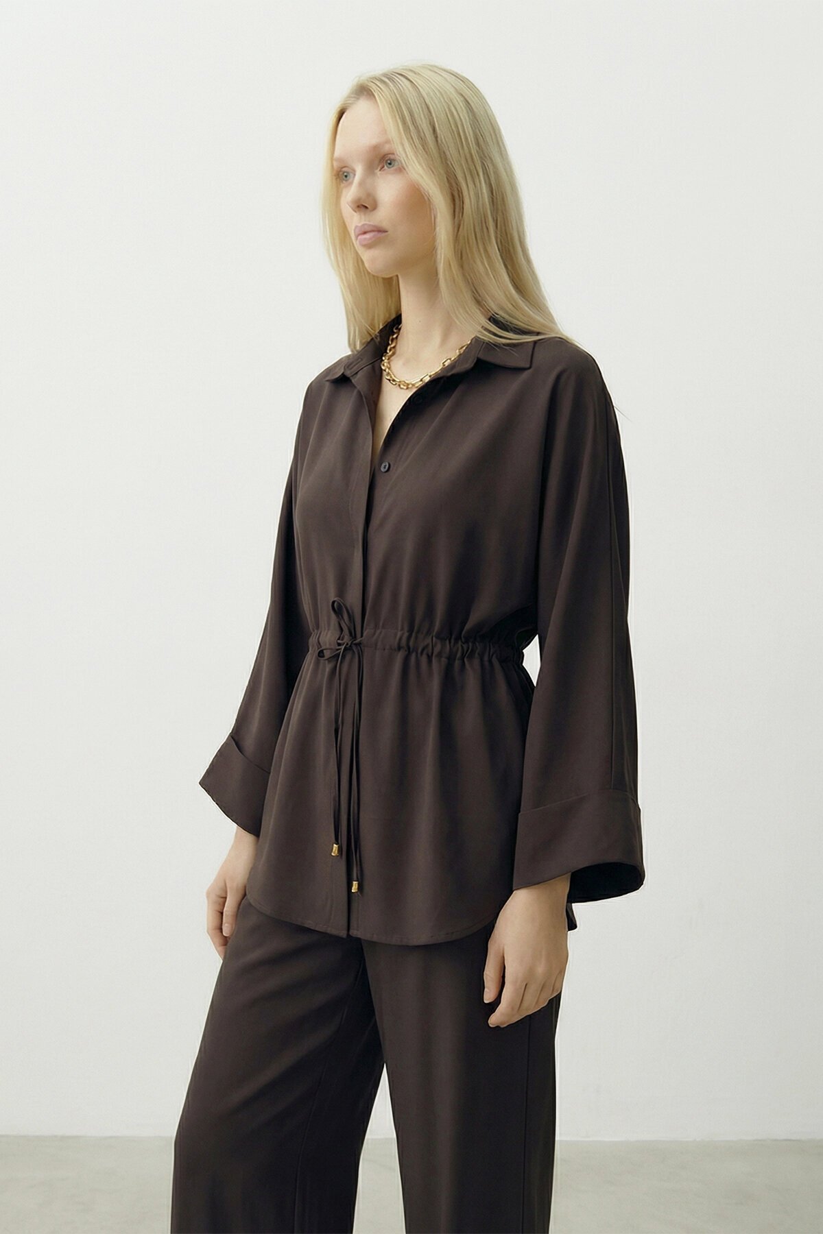 Bağlamalı Gömlek Ve Pantolon Takım