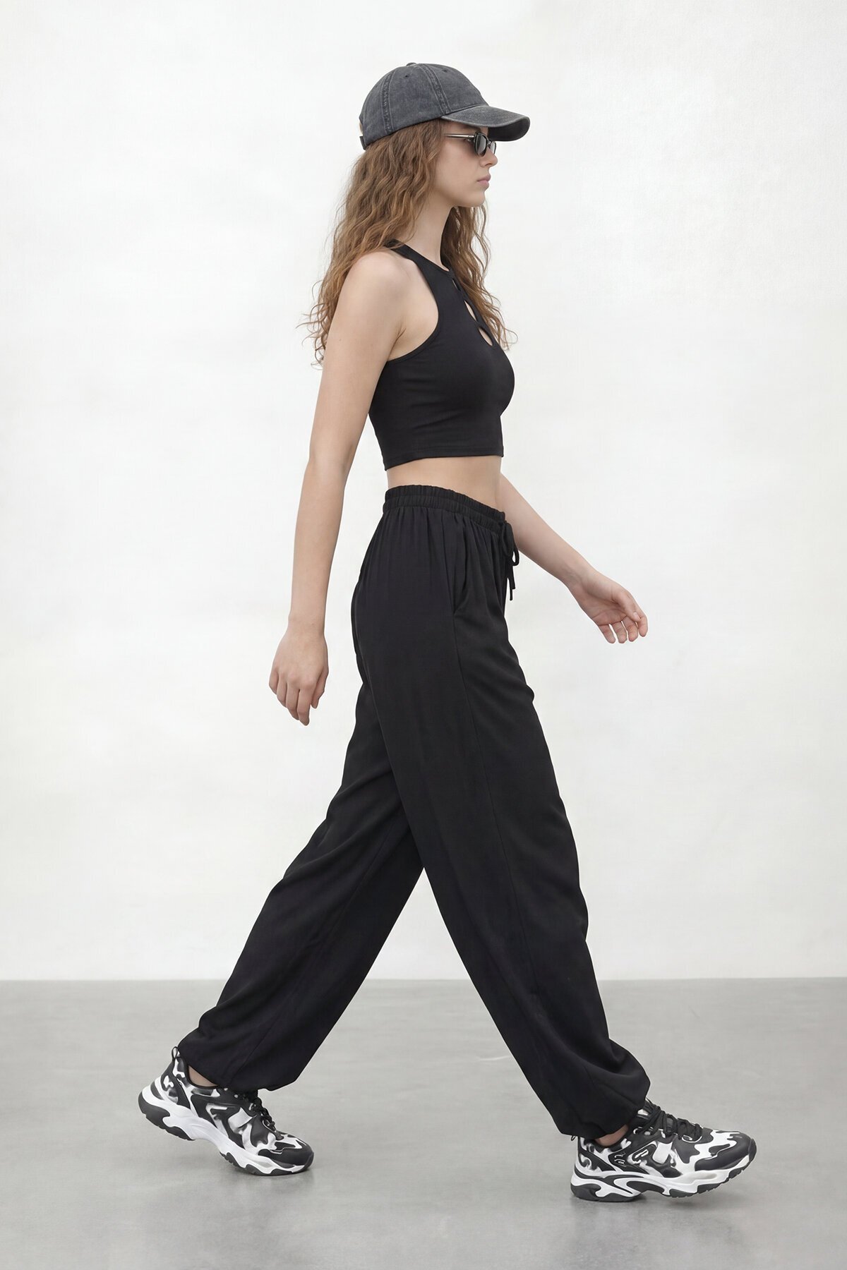 Beli Bağcıklı Jogger Pantolon