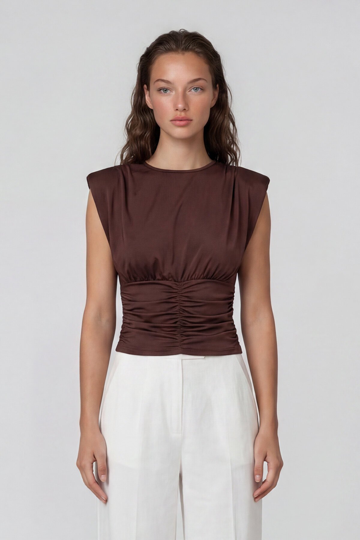 Bisiklet Yaka Drape Detaylı Vatkalı Sandy Bluz