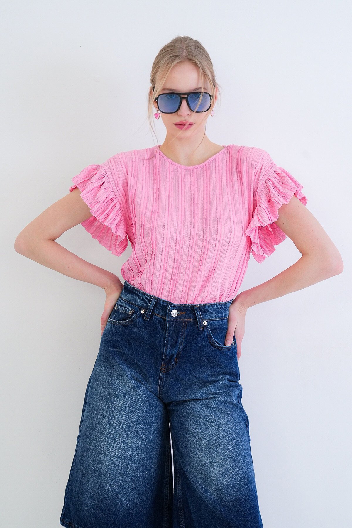 Bisiklet Yaka Kolları Fırfırlı Örme Bluz