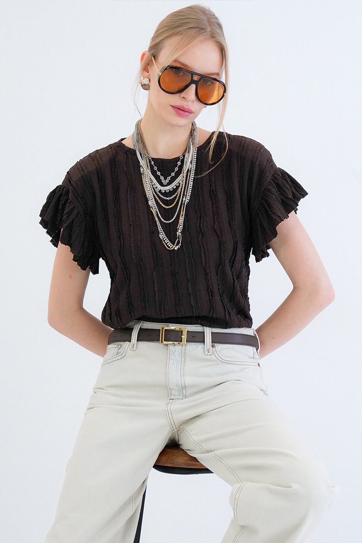 Bisiklet Yaka Kolları Fırfırlı Örme Bluz