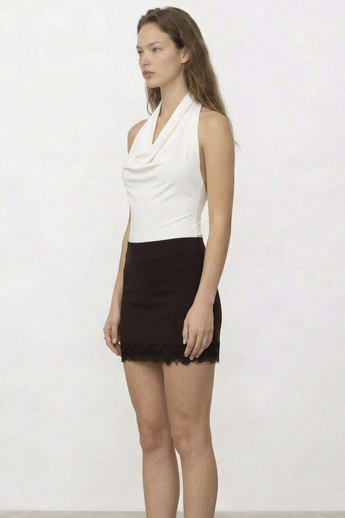 Dantel Detaylı Mini  Etek