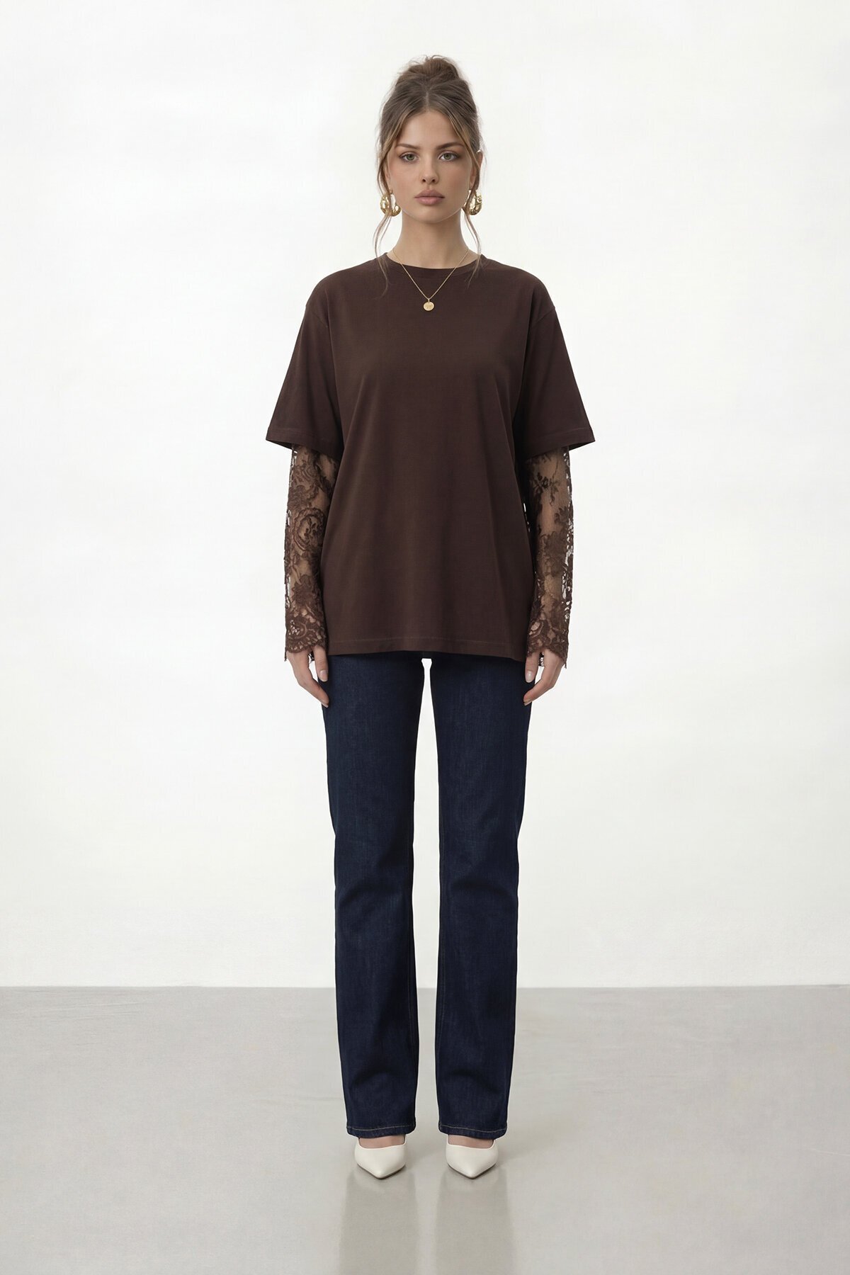 Dantel Kol Detaylı Kısa Kol Oversize T-Shirt