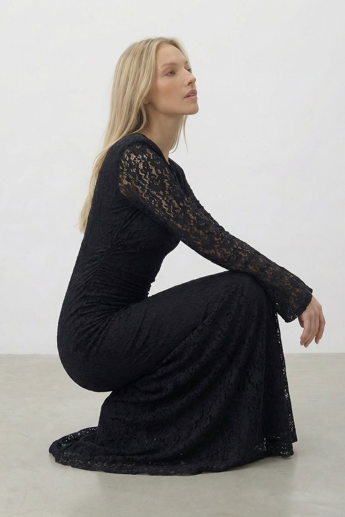 Dantelli Uzun Kol Midi Boy Elbise