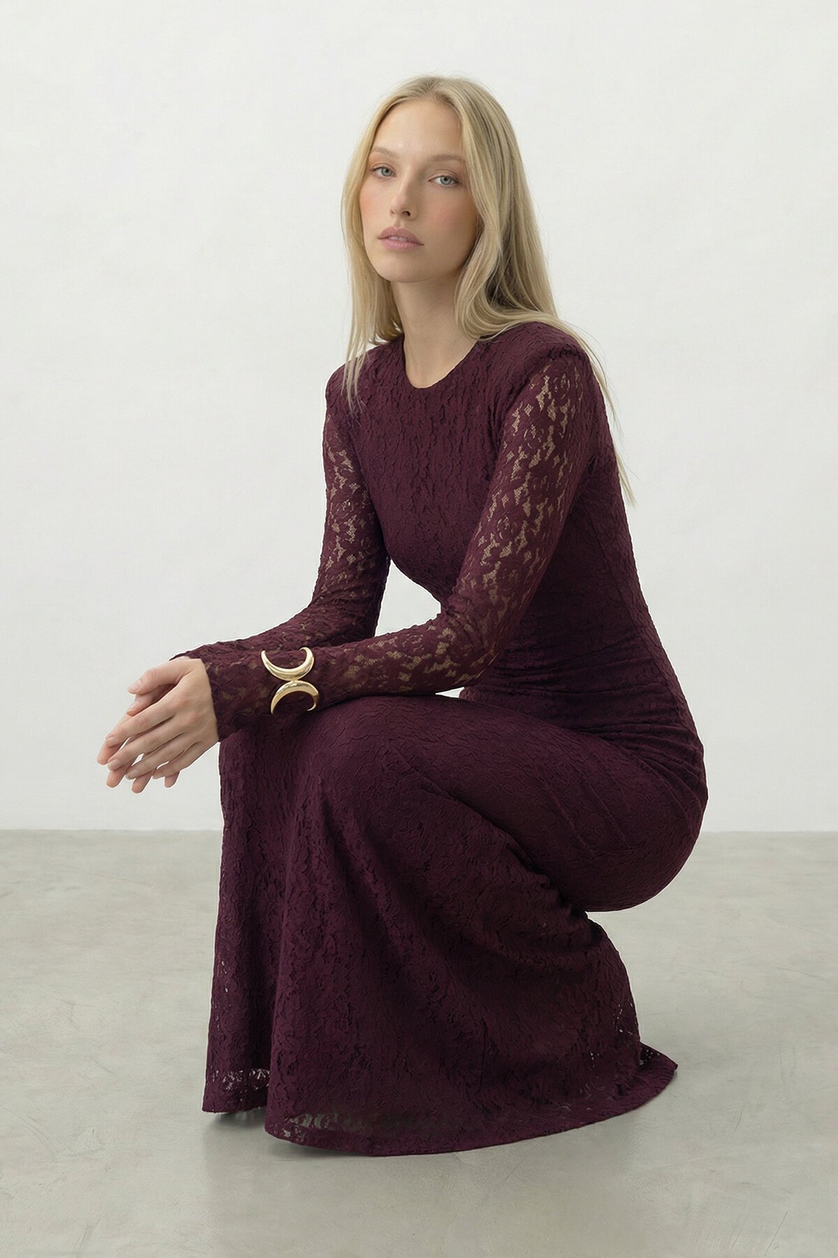 Dantelli Uzun Kol Midi Boy Elbise