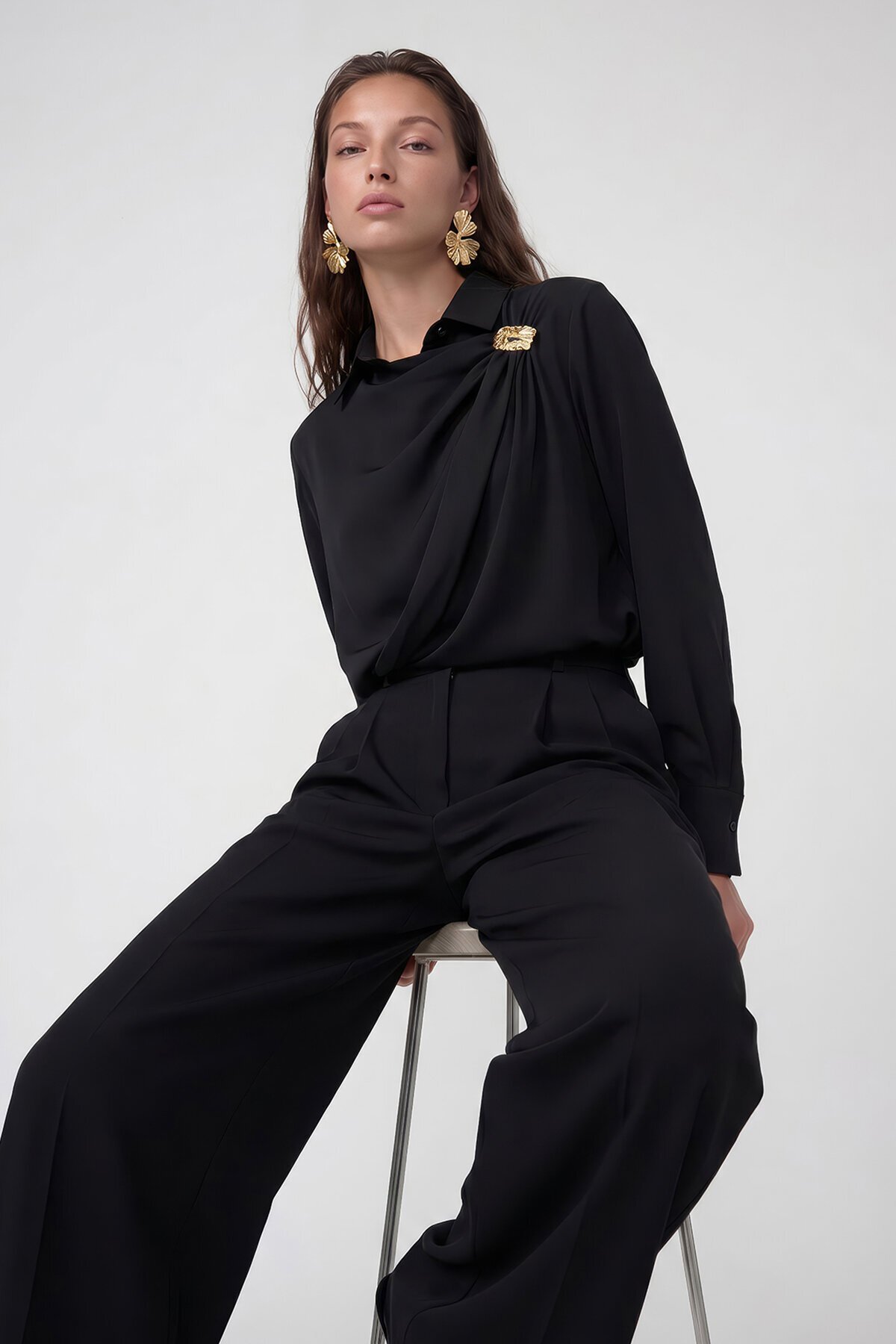 Drapeli Tokalı Uzun Kollu Bluz Ve Pantolon Takım