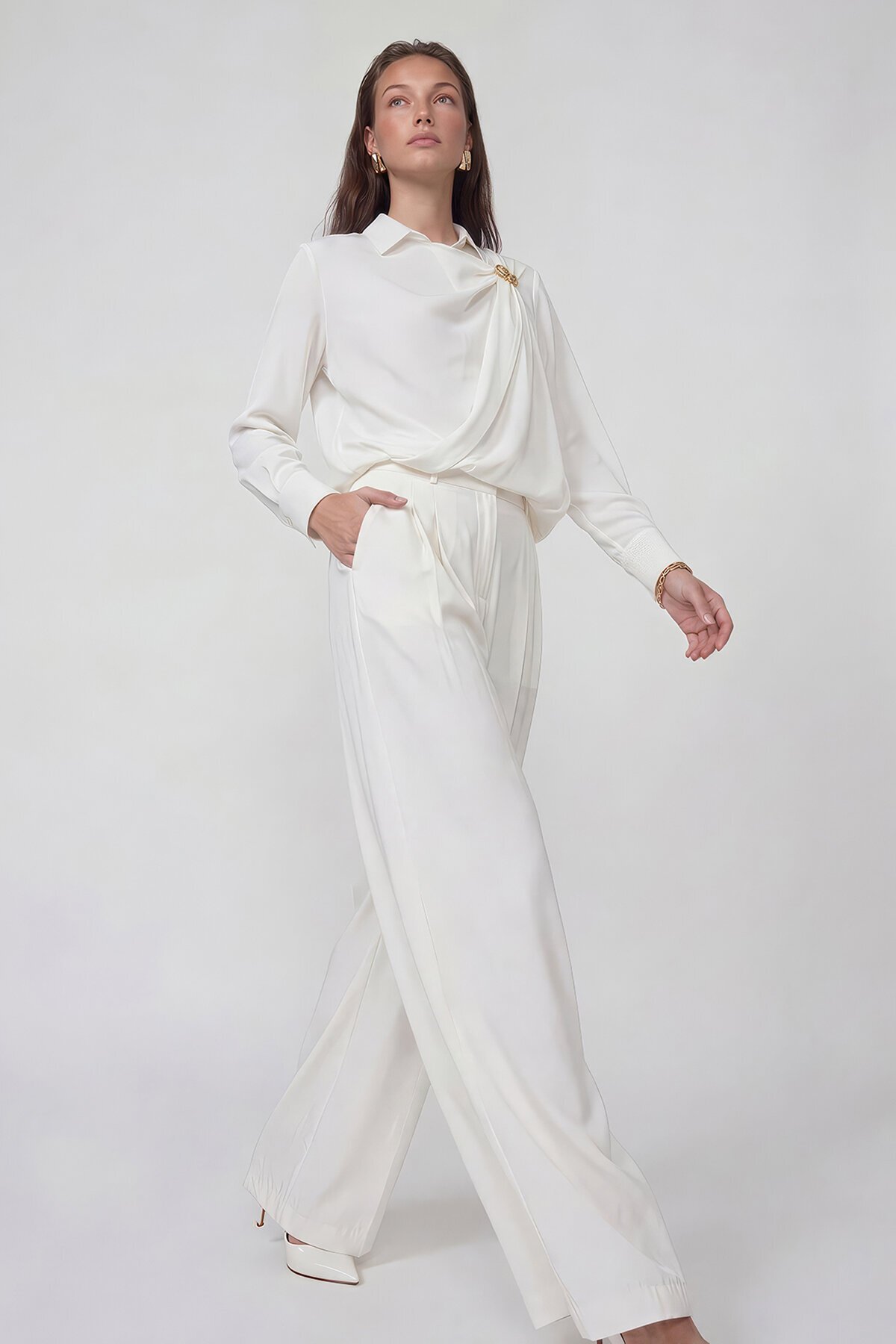 Drapeli Tokalı Uzun Kollu Bluz Ve Pantolon Takım