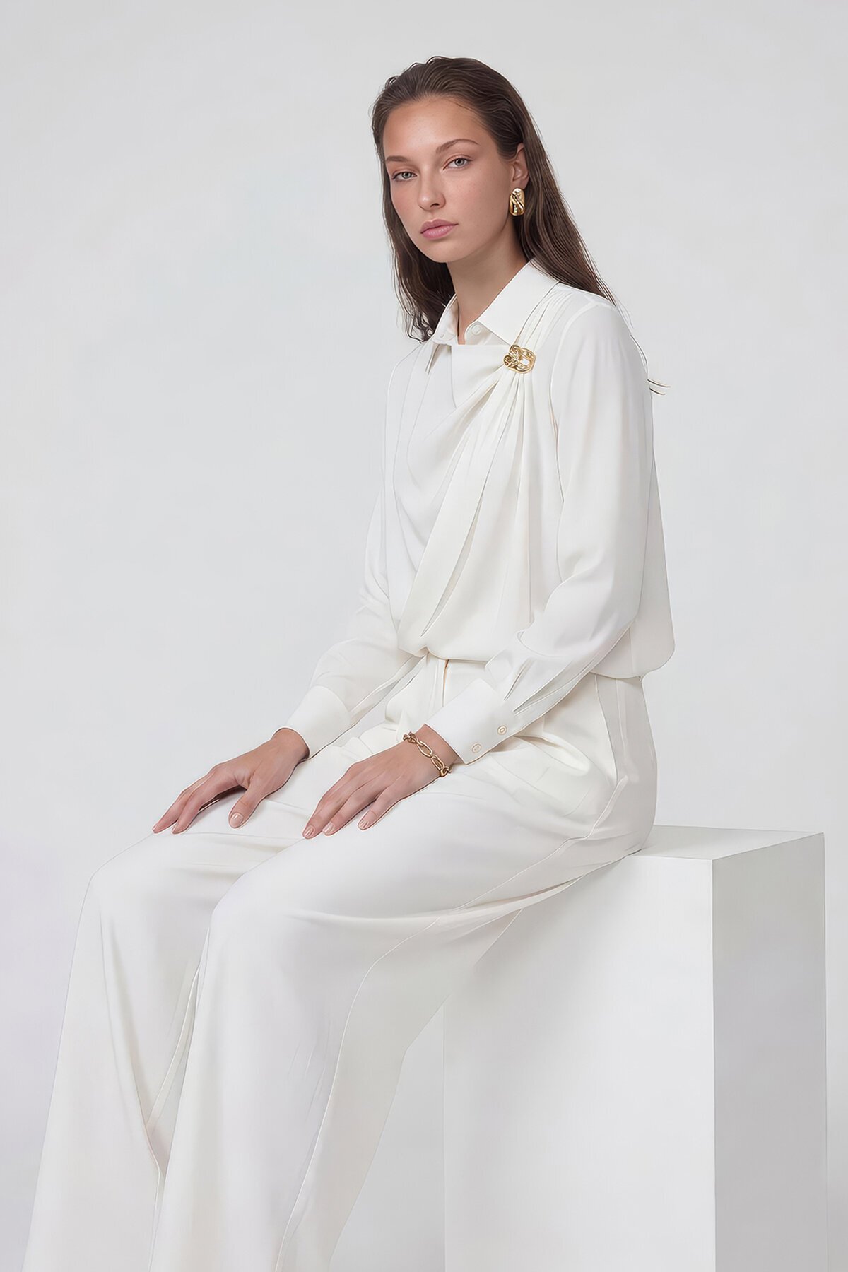 Drapeli Tokalı Uzun Kollu Bluz Ve Pantolon Takım